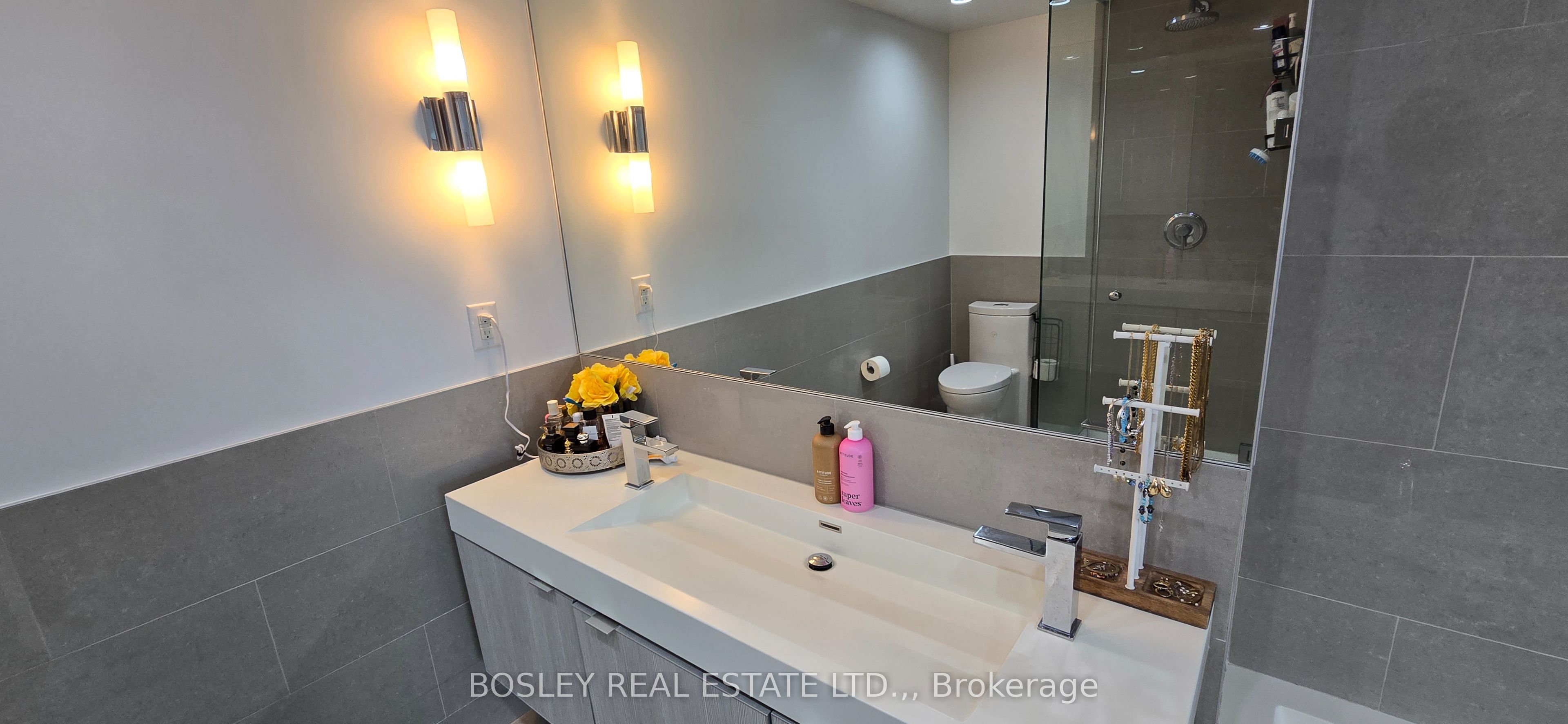 70 Distillery Lane 3107 Property Photo 15