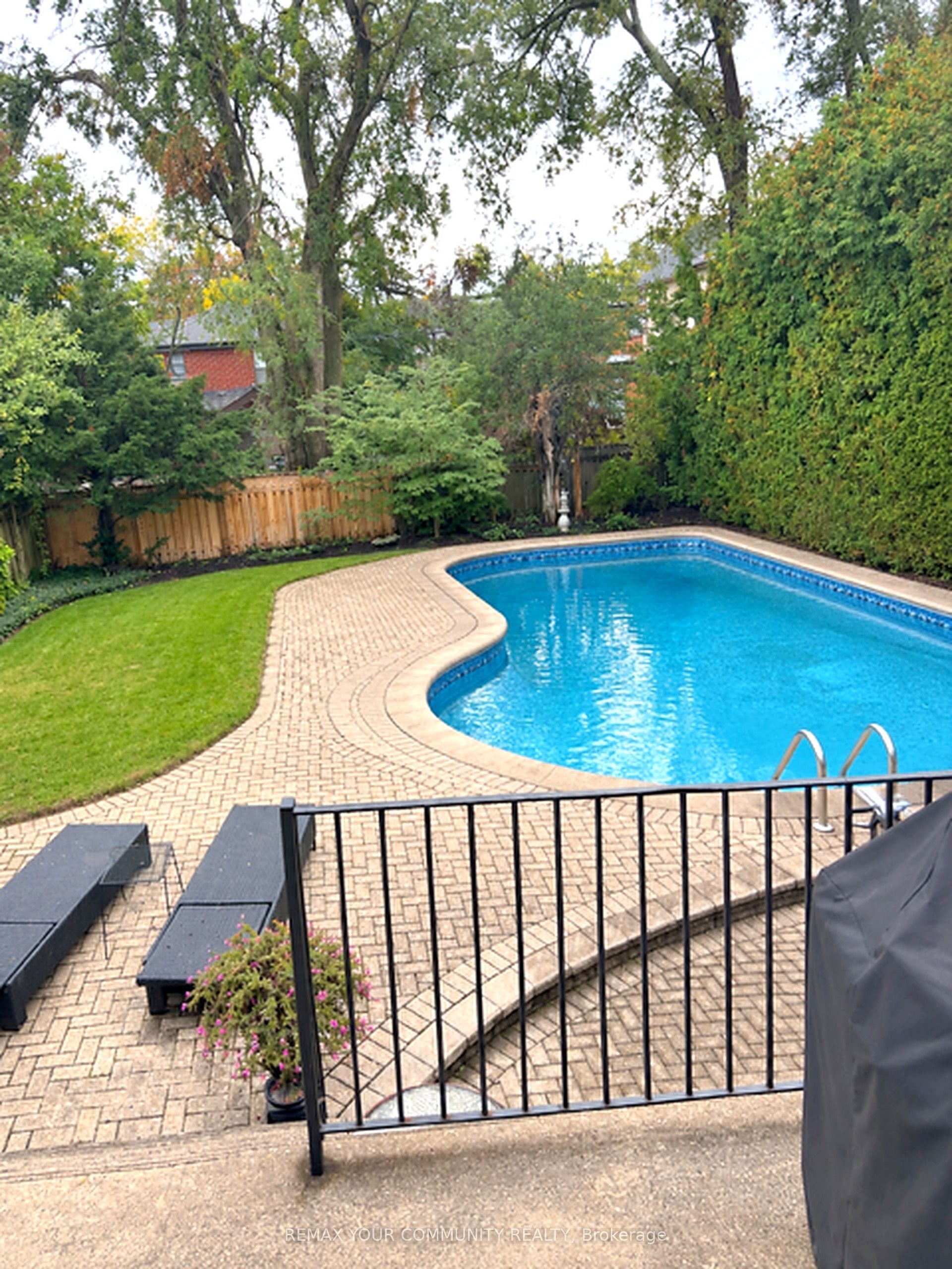 571 Old Orchard Grove Property Photo 38