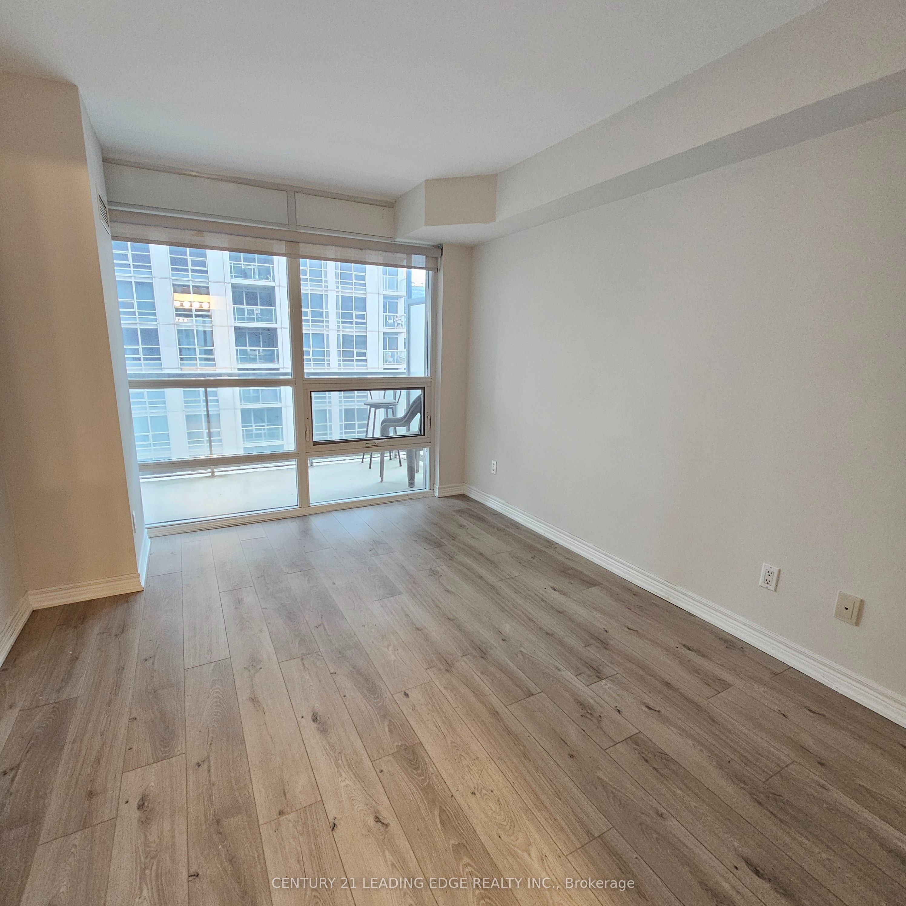 761 Bay Street 714 Property Photo 8