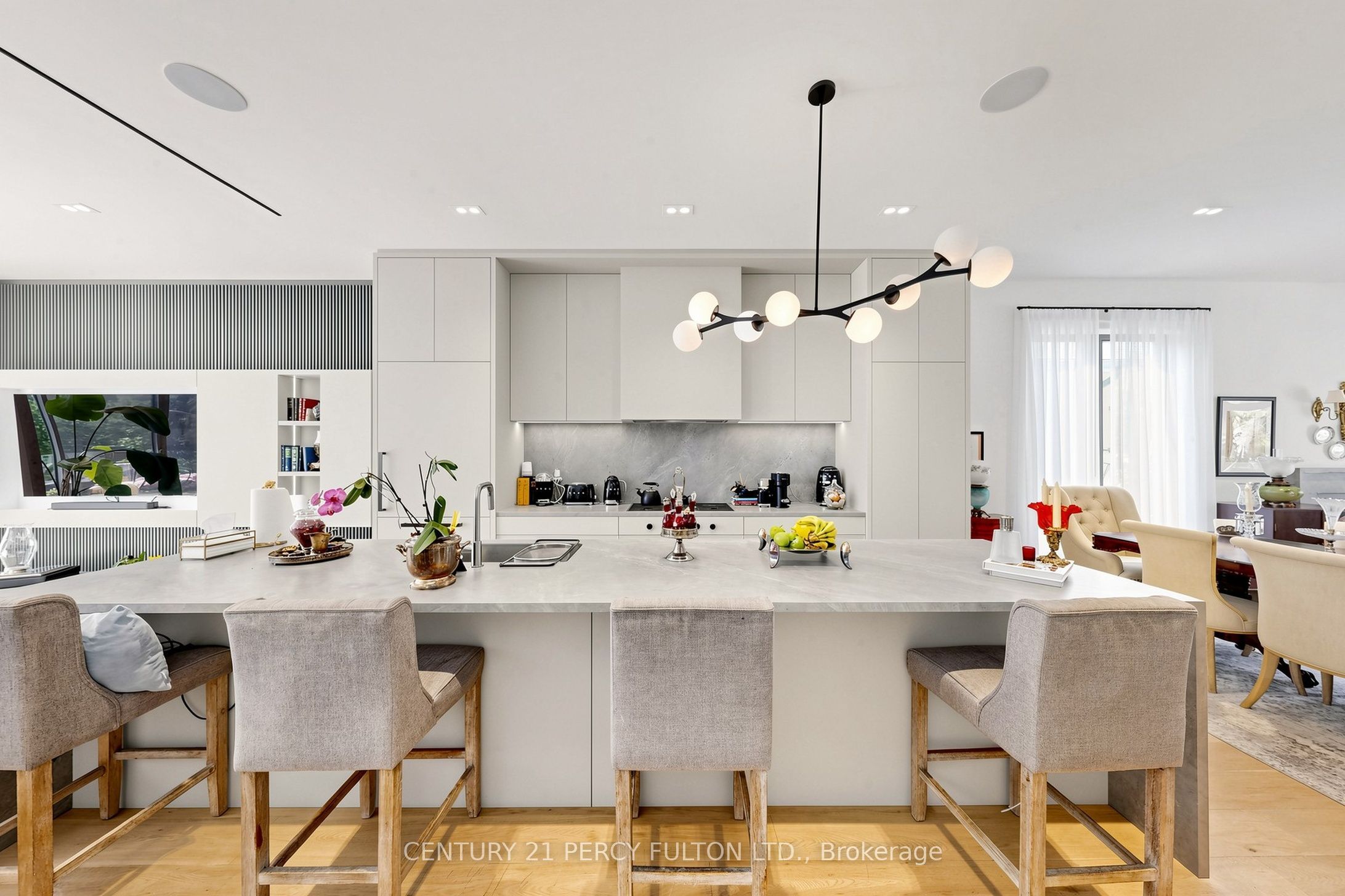 171 Elmwood Avenue Property Photo 11