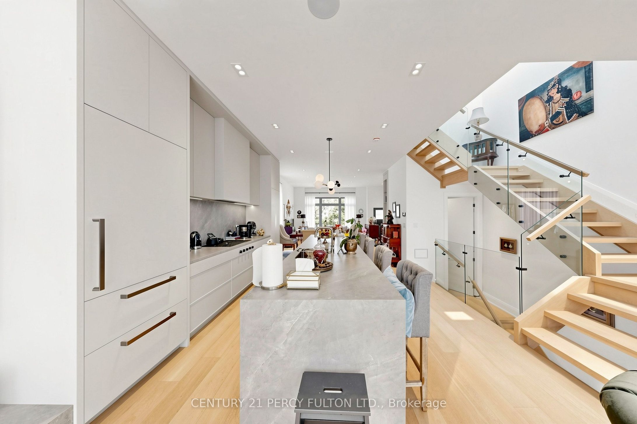 171 Elmwood Avenue Property Photo 13