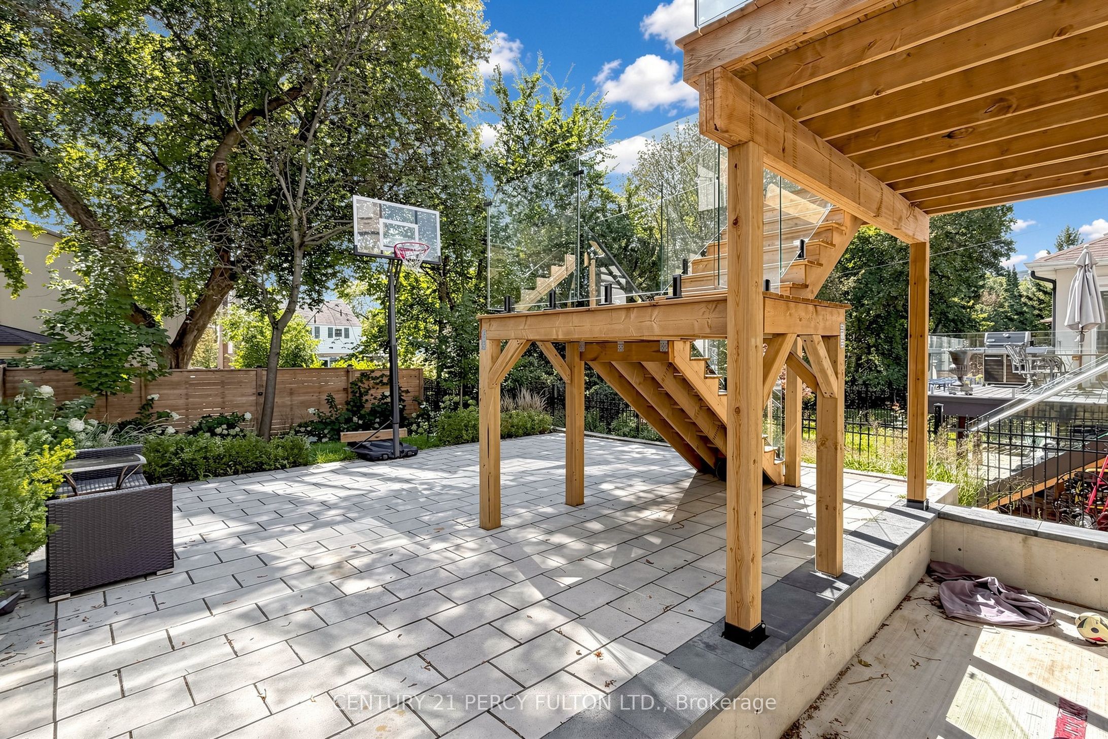 171 Elmwood Avenue Property Photo 49