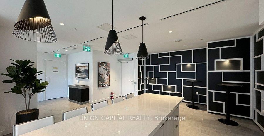 195 Redpath Avenue 2209 Property Photo 1