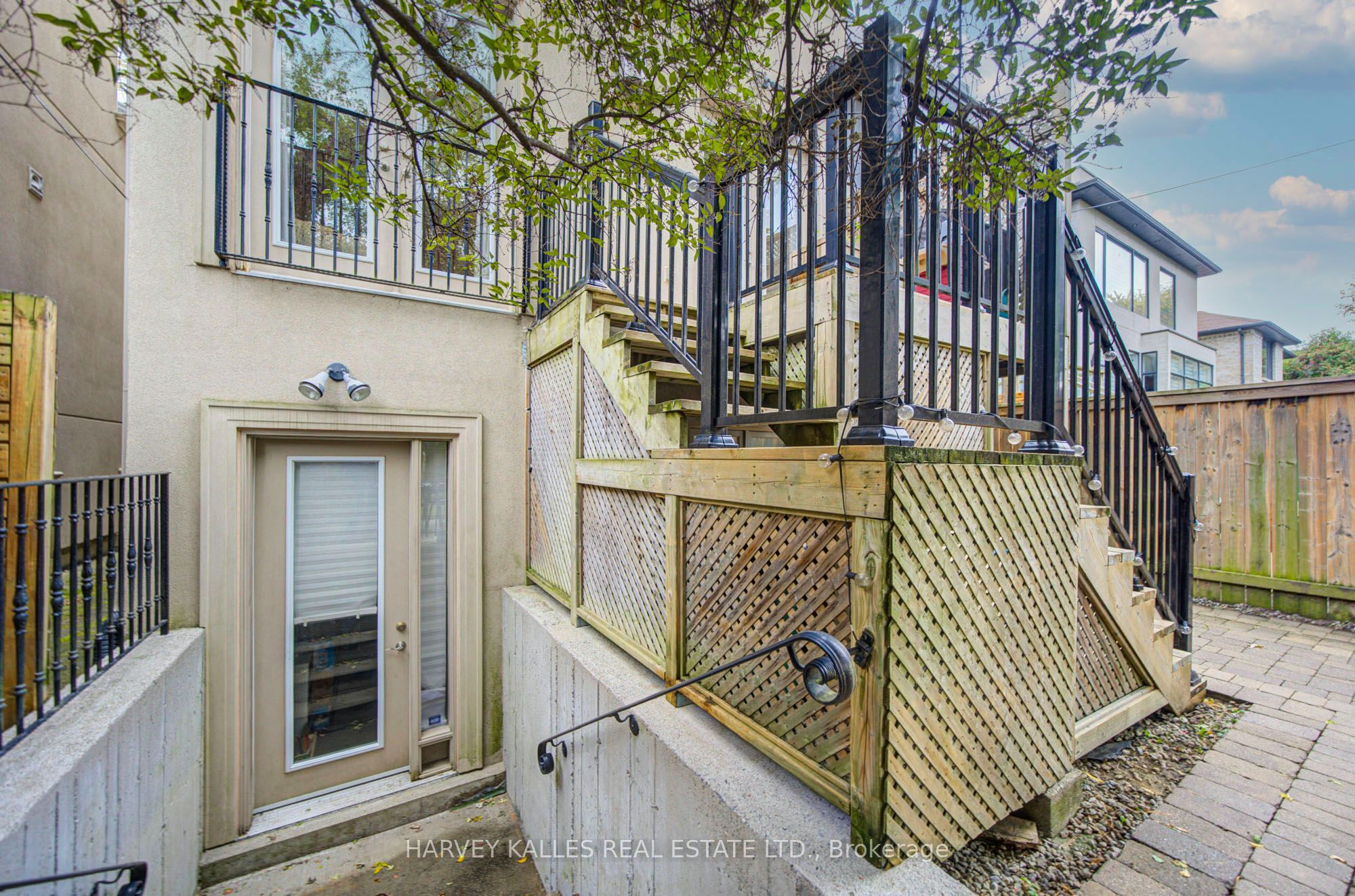 328 Douglas Avenue Property Photo 45
