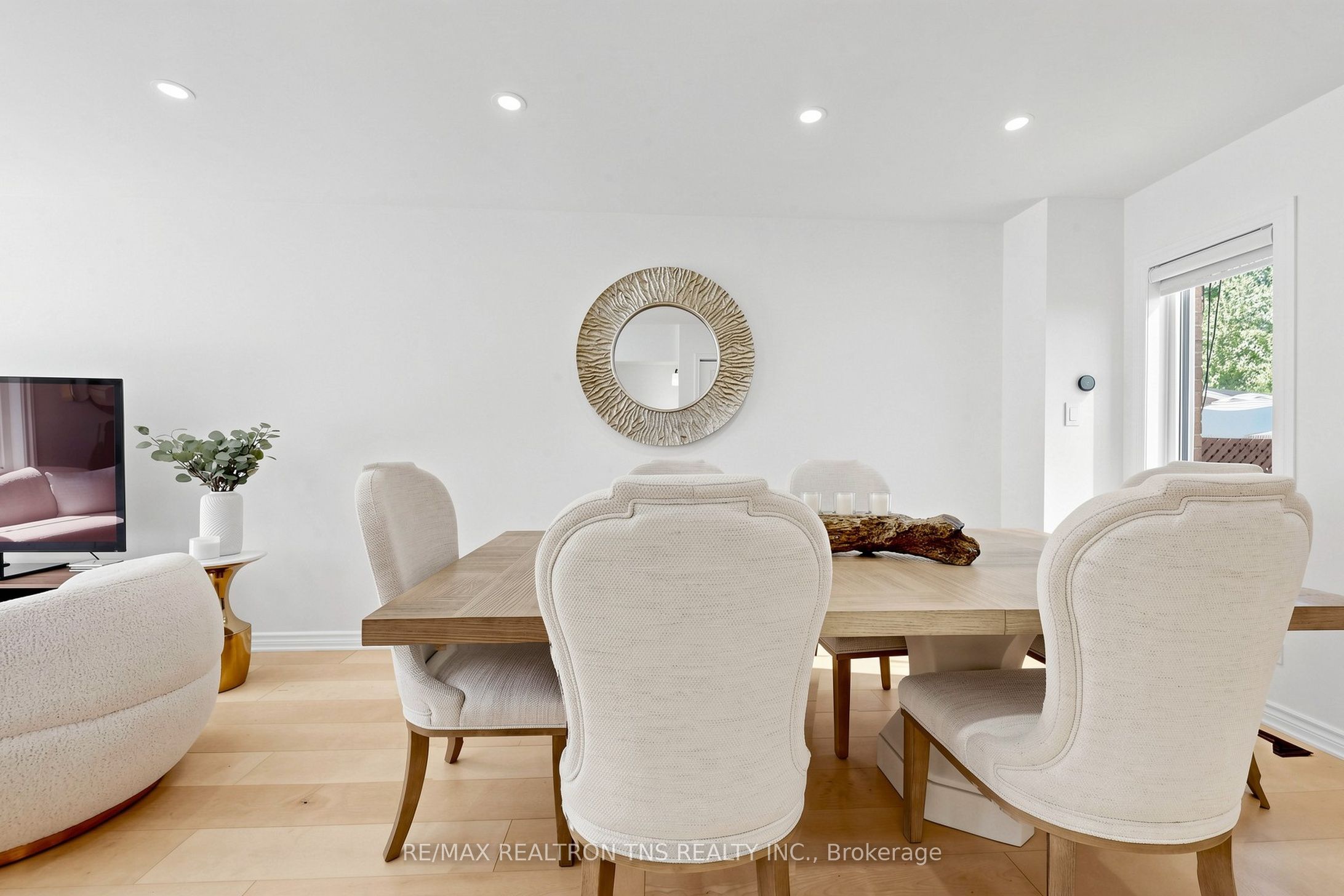 136 Glenvale Boulevard Property Photo 10