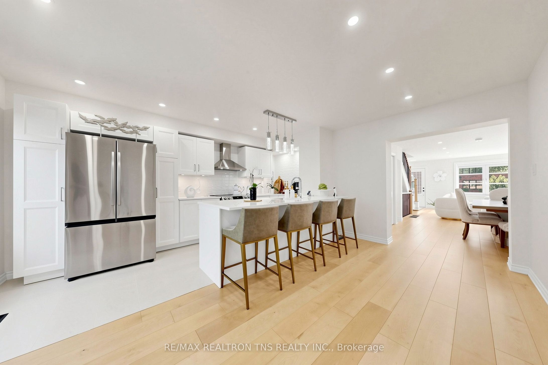136 Glenvale Boulevard Property Photo 14