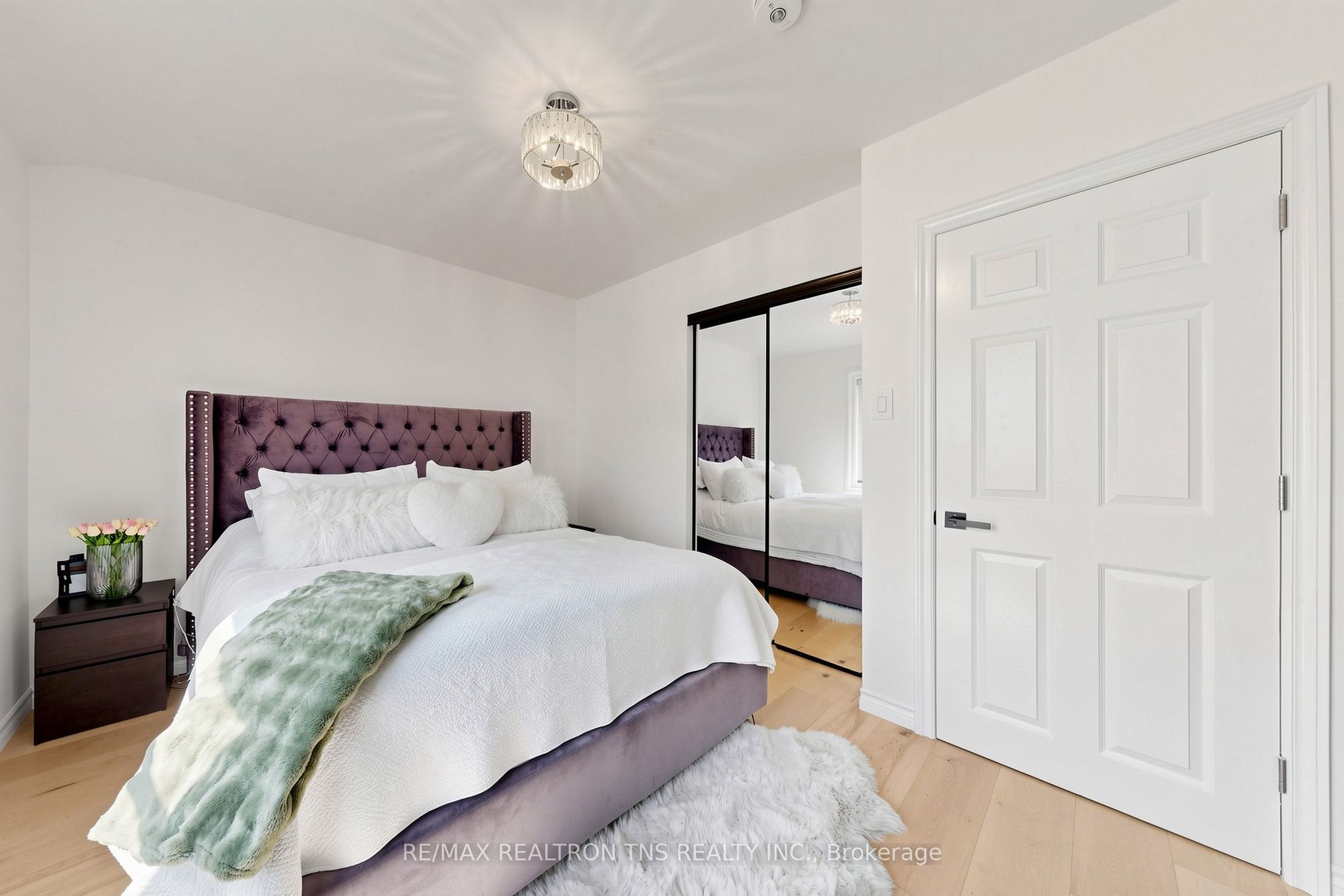 136 Glenvale Boulevard Property Photo 23