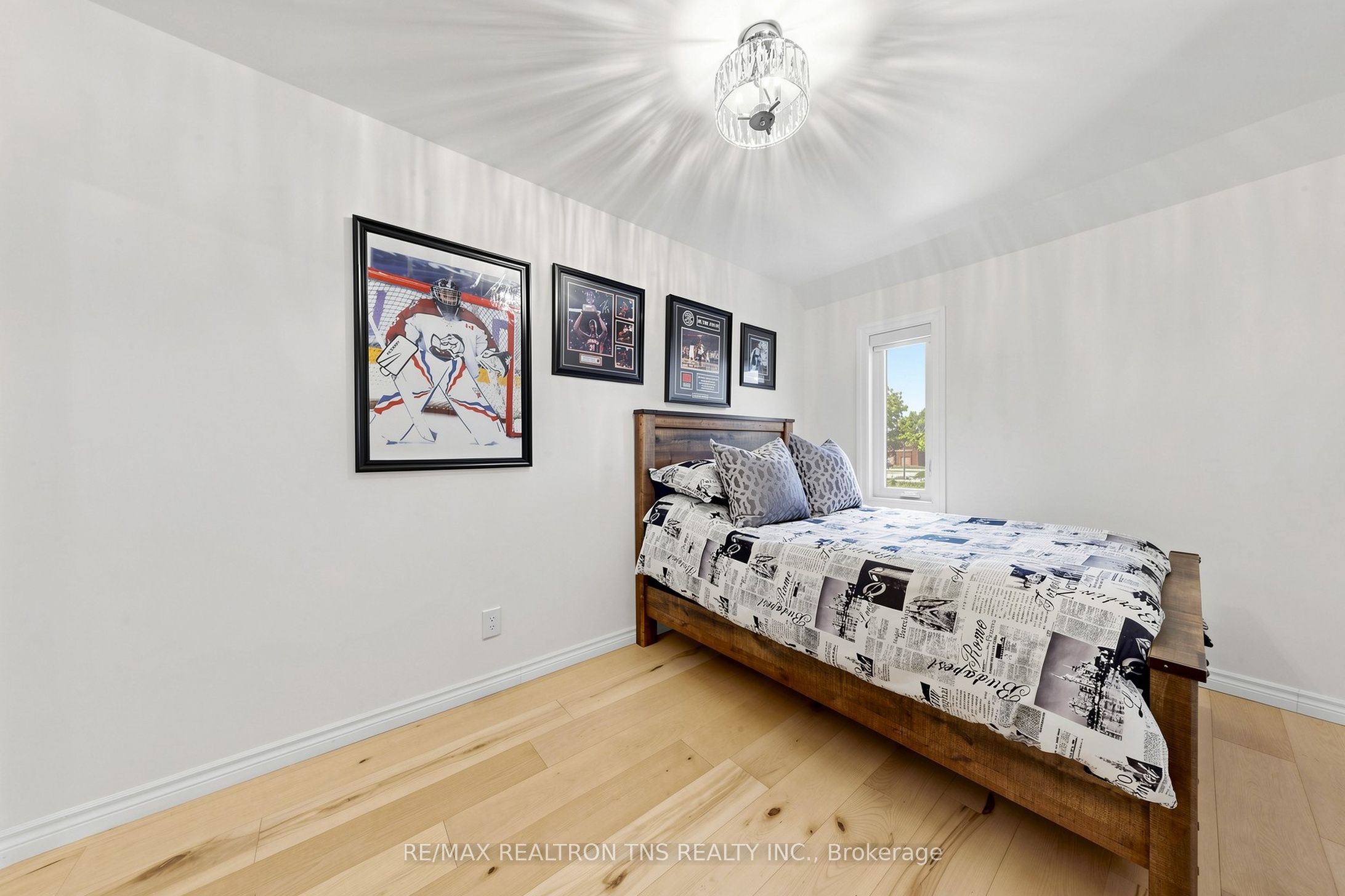 136 Glenvale Boulevard Property Photo 24