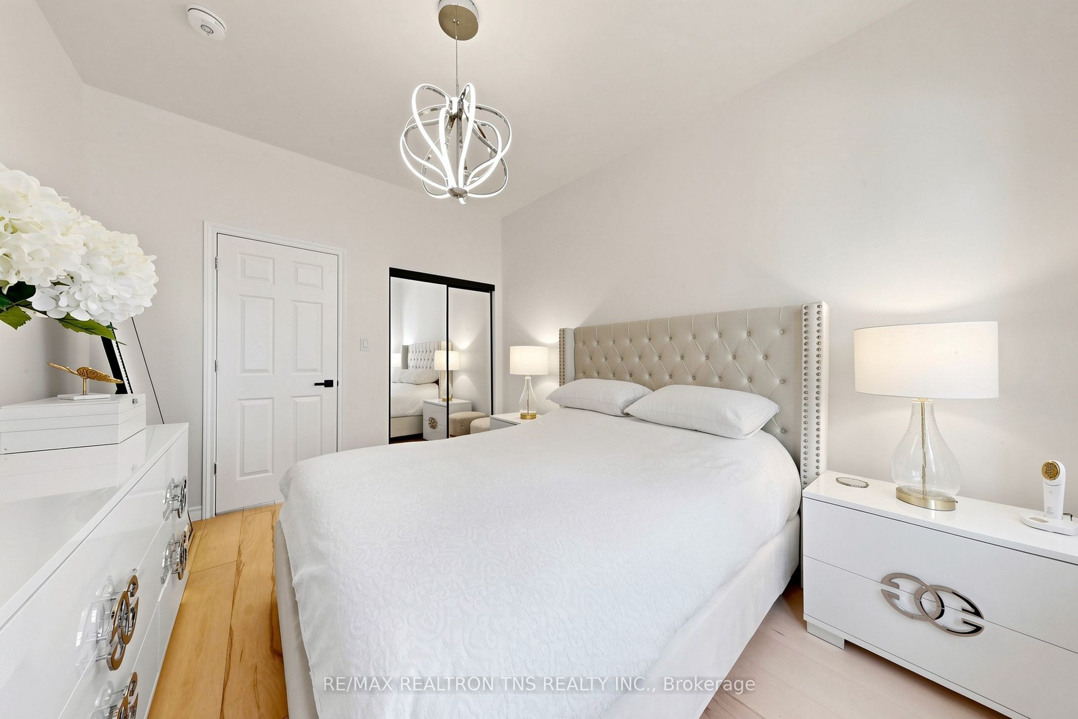 136 Glenvale Boulevard Property Photo 27