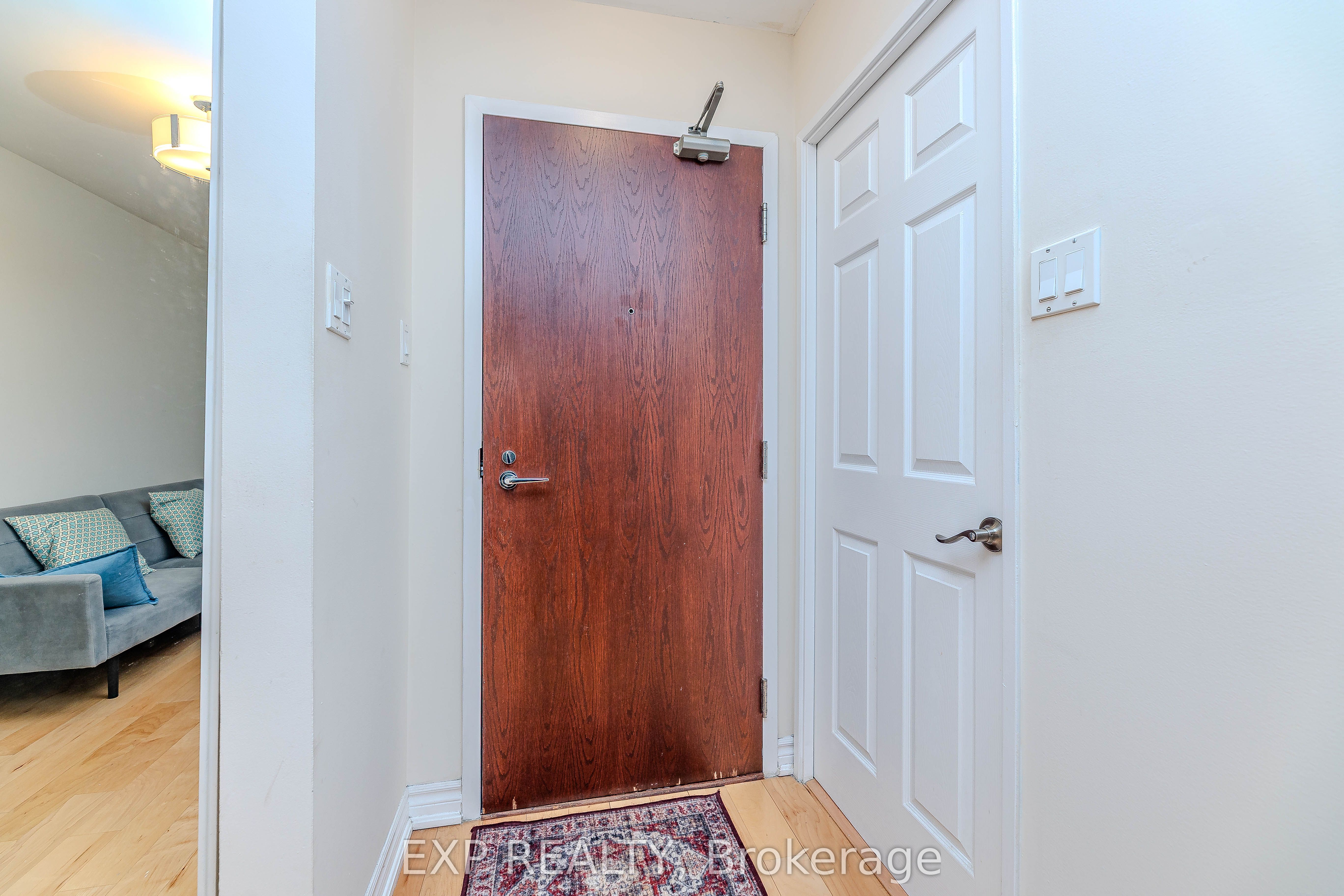1055 Bay Street 1515 Property Photo 15