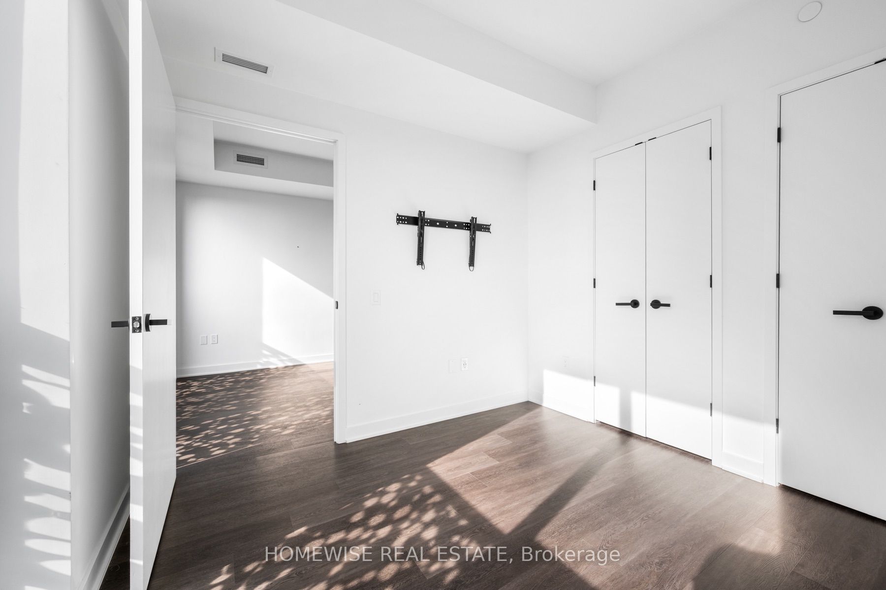 55 Charles Street E 4506 Property Photo 12