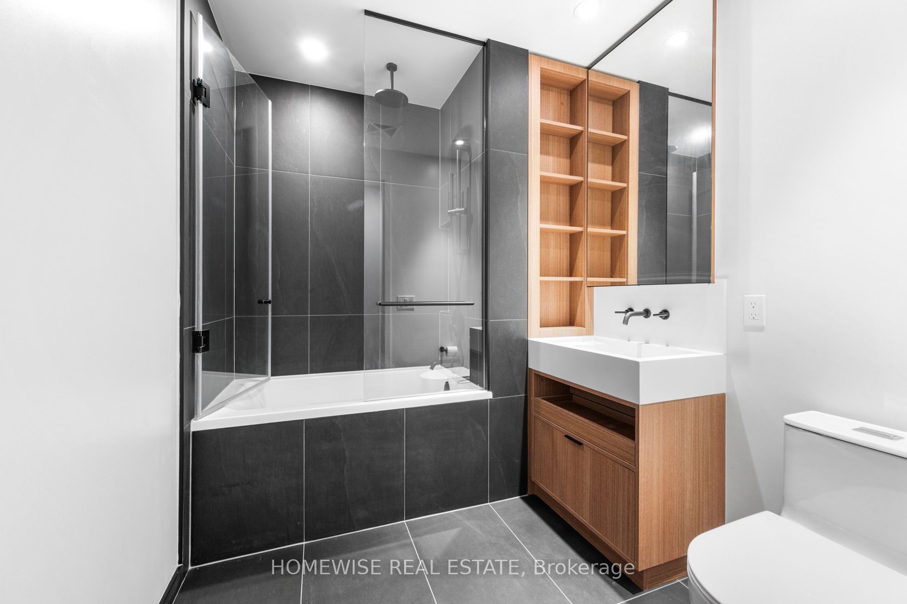 55 Charles Street E 4506 Property Photo 14