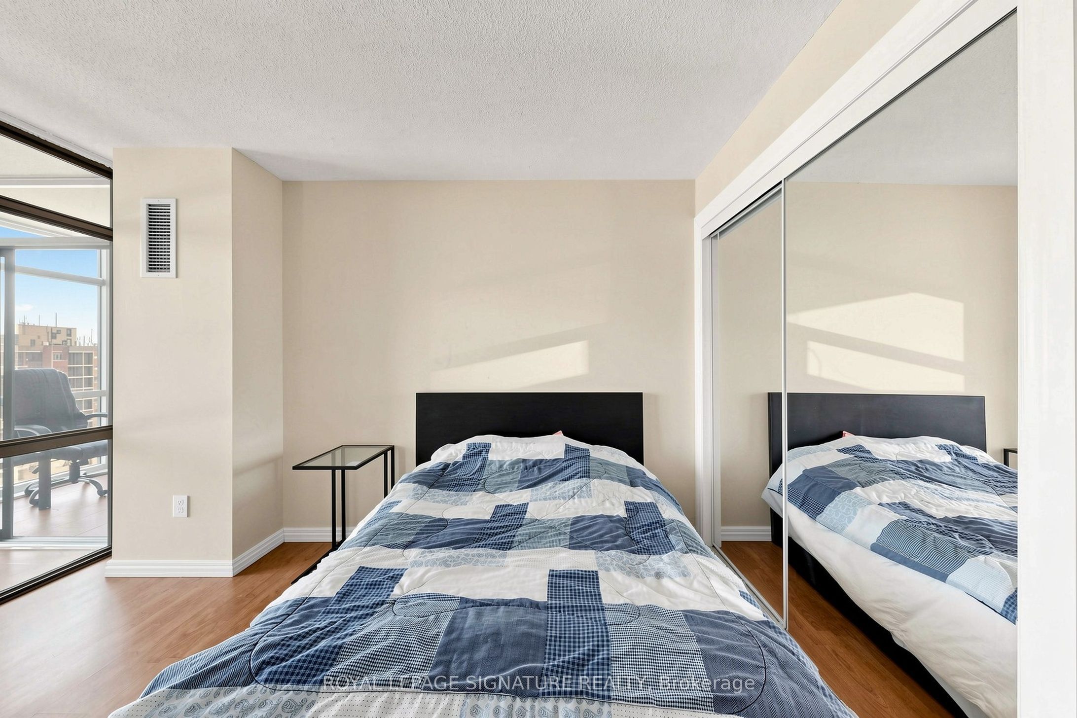 1555 Finch Avenue E 1901 Property Photo 17