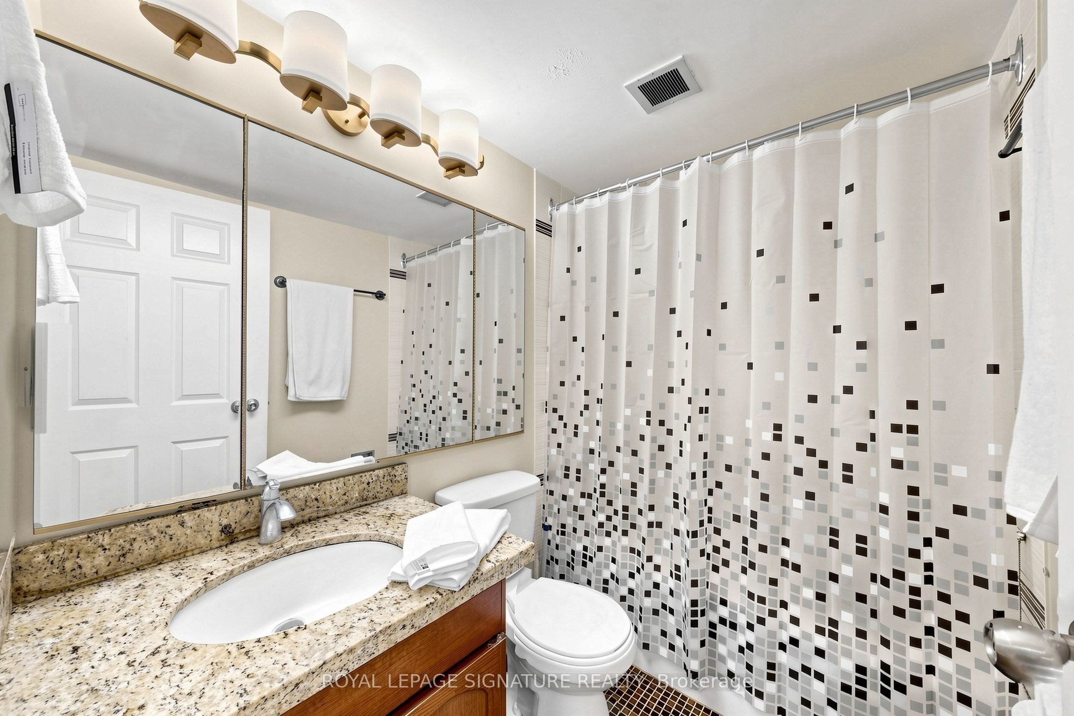1555 Finch Avenue E 1901 Property Photo 21