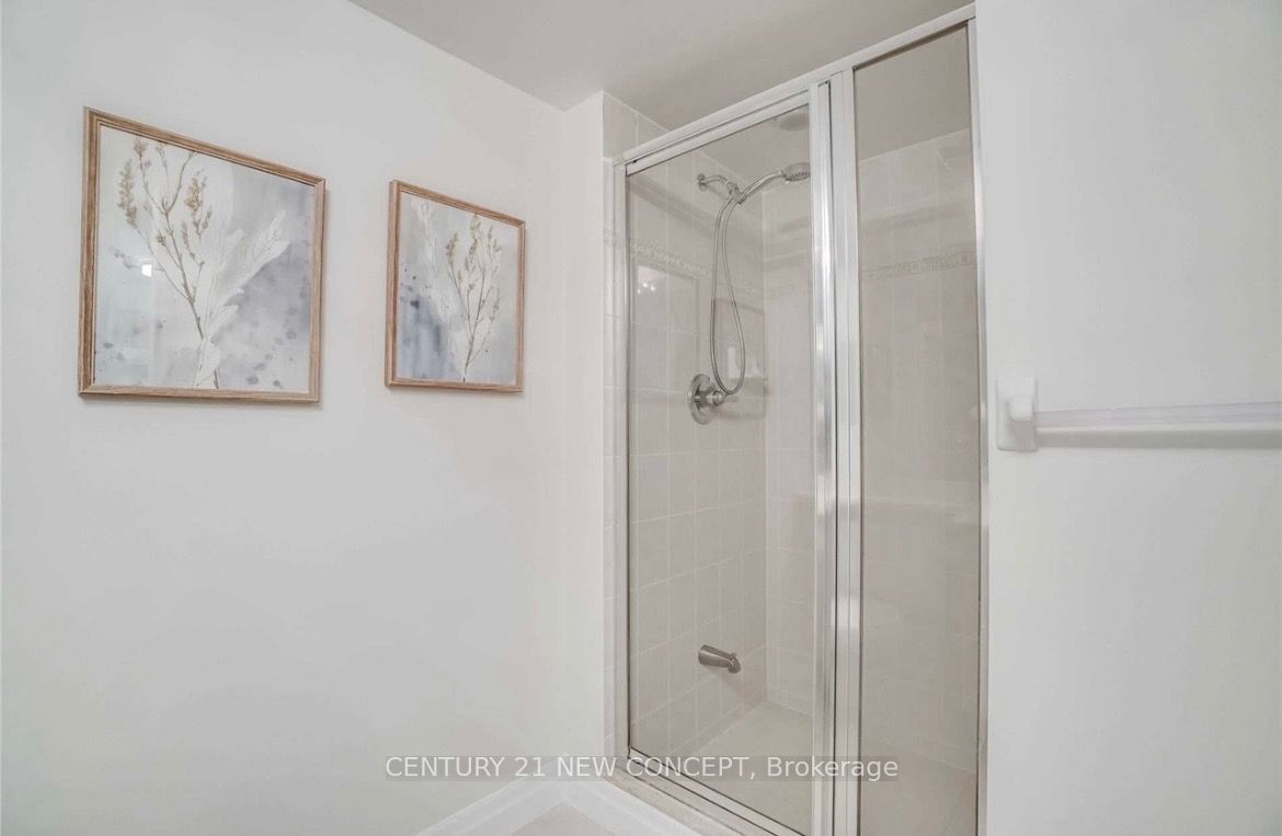 21 Hillcrest Avenue 506 Property Photo 8