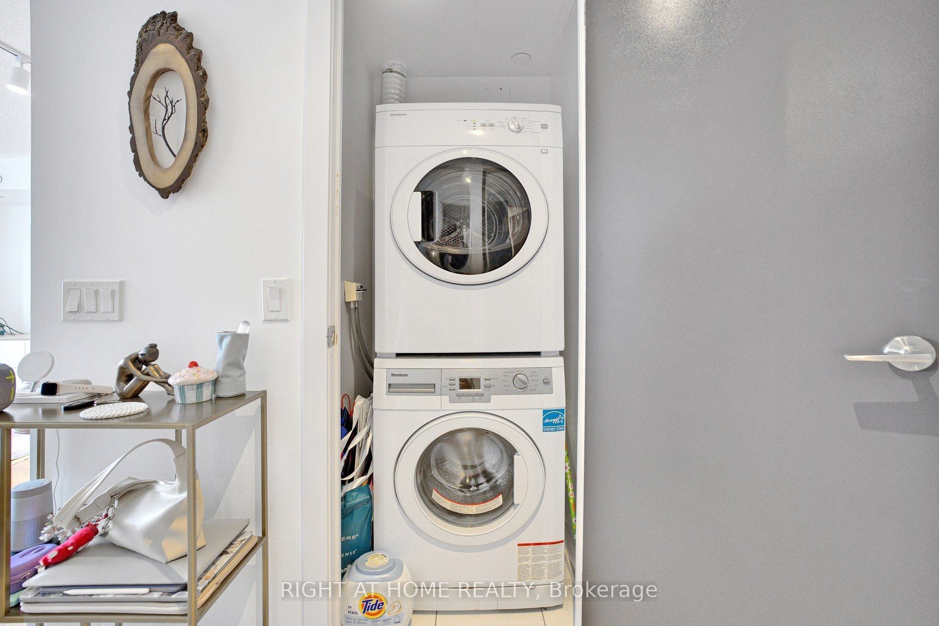 87 Peter Street 1406 Property Photo 24