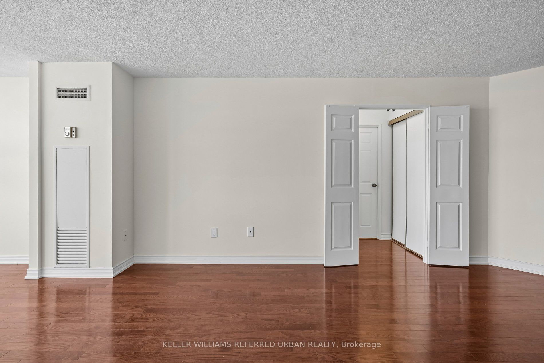 55 Skymark Drive 2107 Property Photo 12
