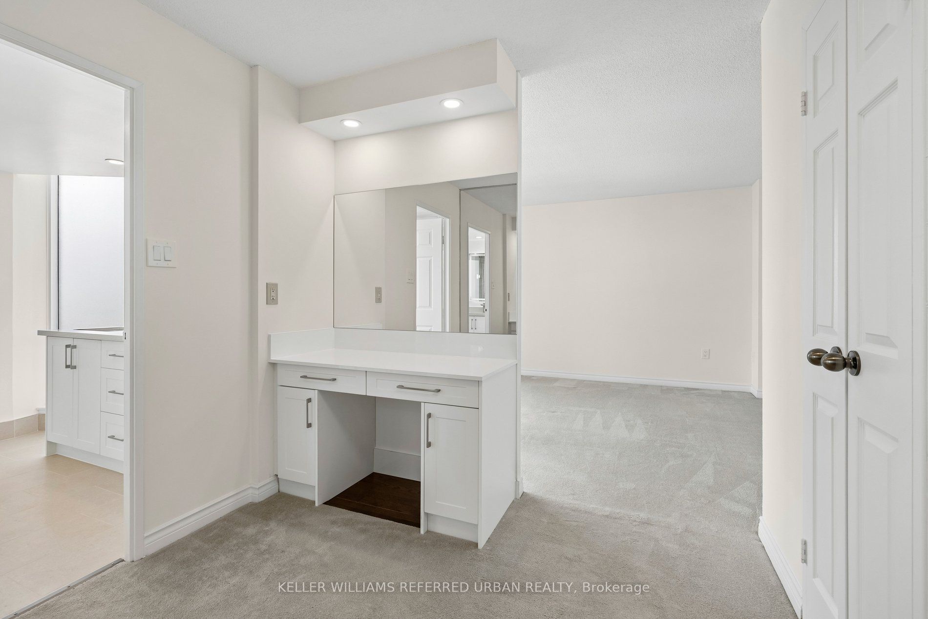 55 Skymark Drive 2107 Property Photo 21