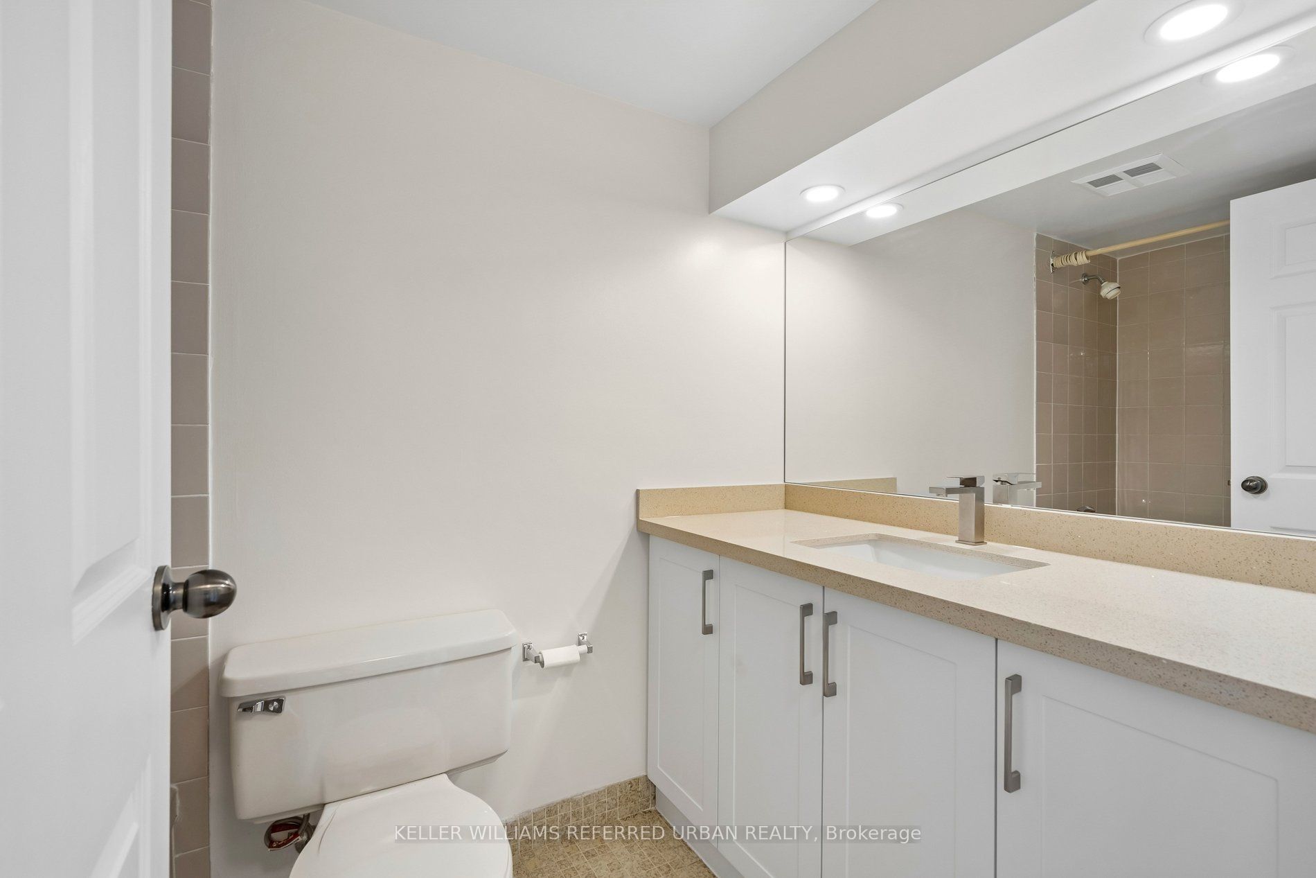 55 Skymark Drive 2107 Property Photo 31