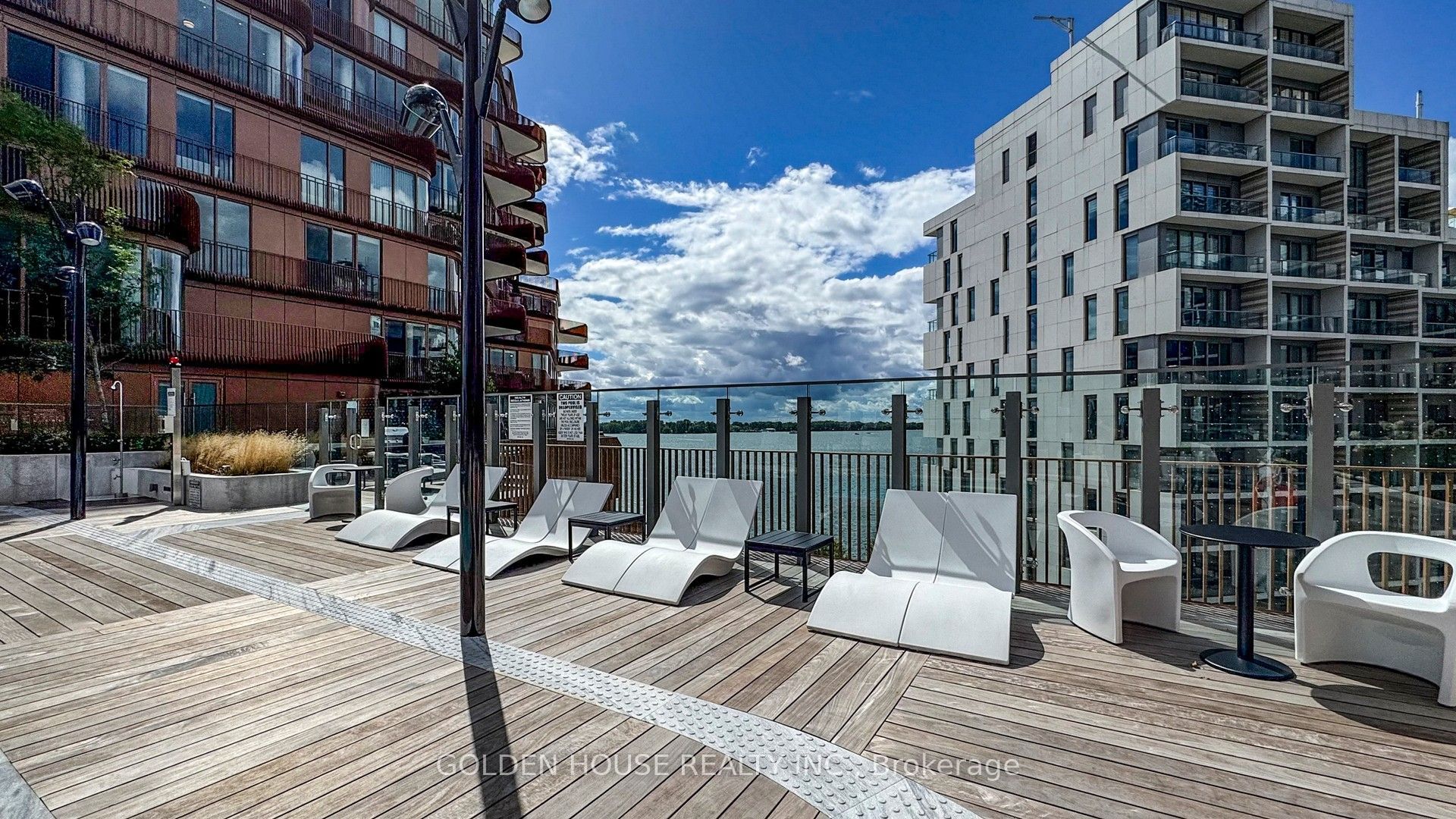 155 Merchants' Wharf 216 Property Photo 31