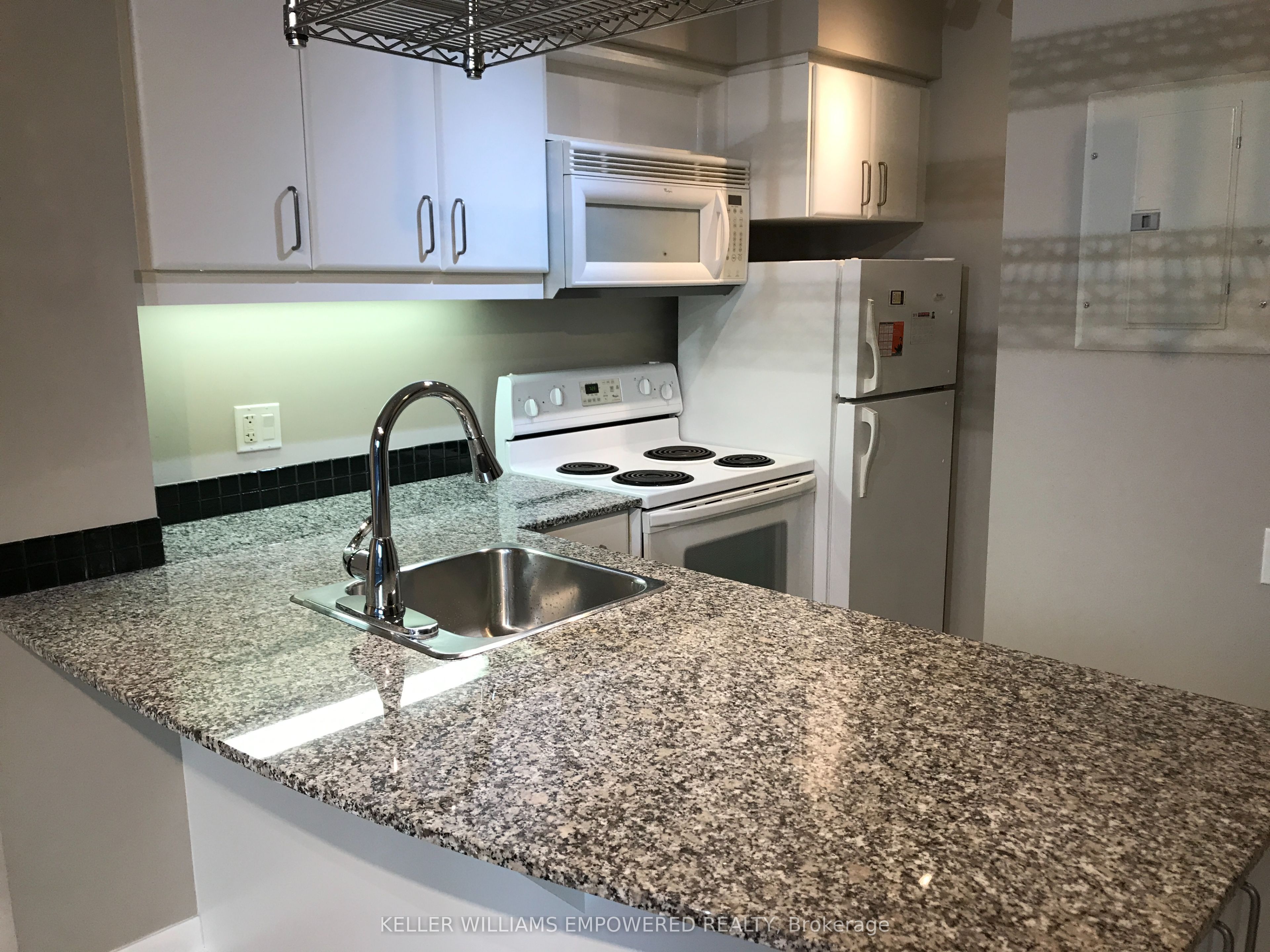 33 Sheppard Avenue E 509 Property Photo 11