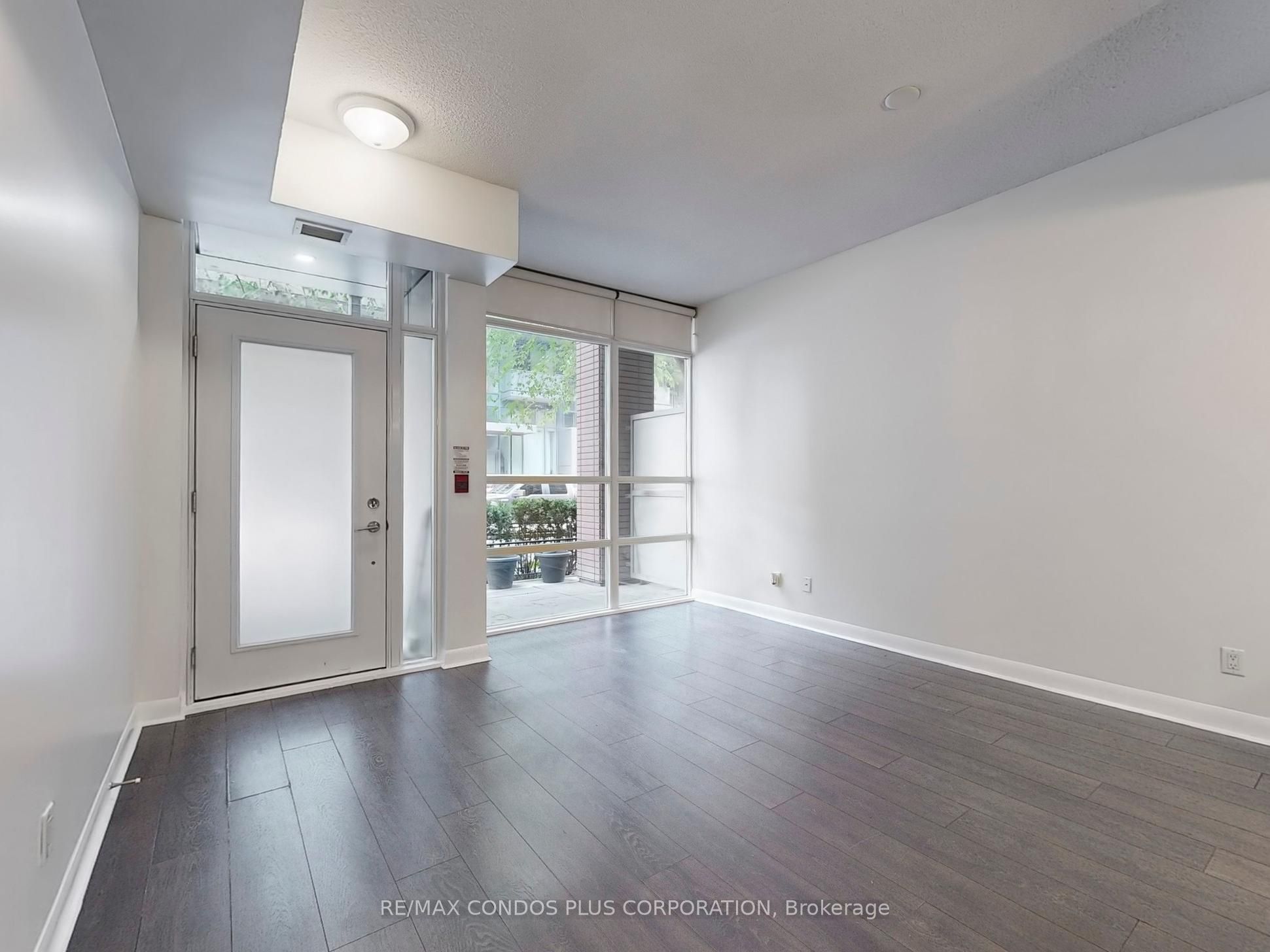 15 Bruyeres Mews 103 Property Photo 13