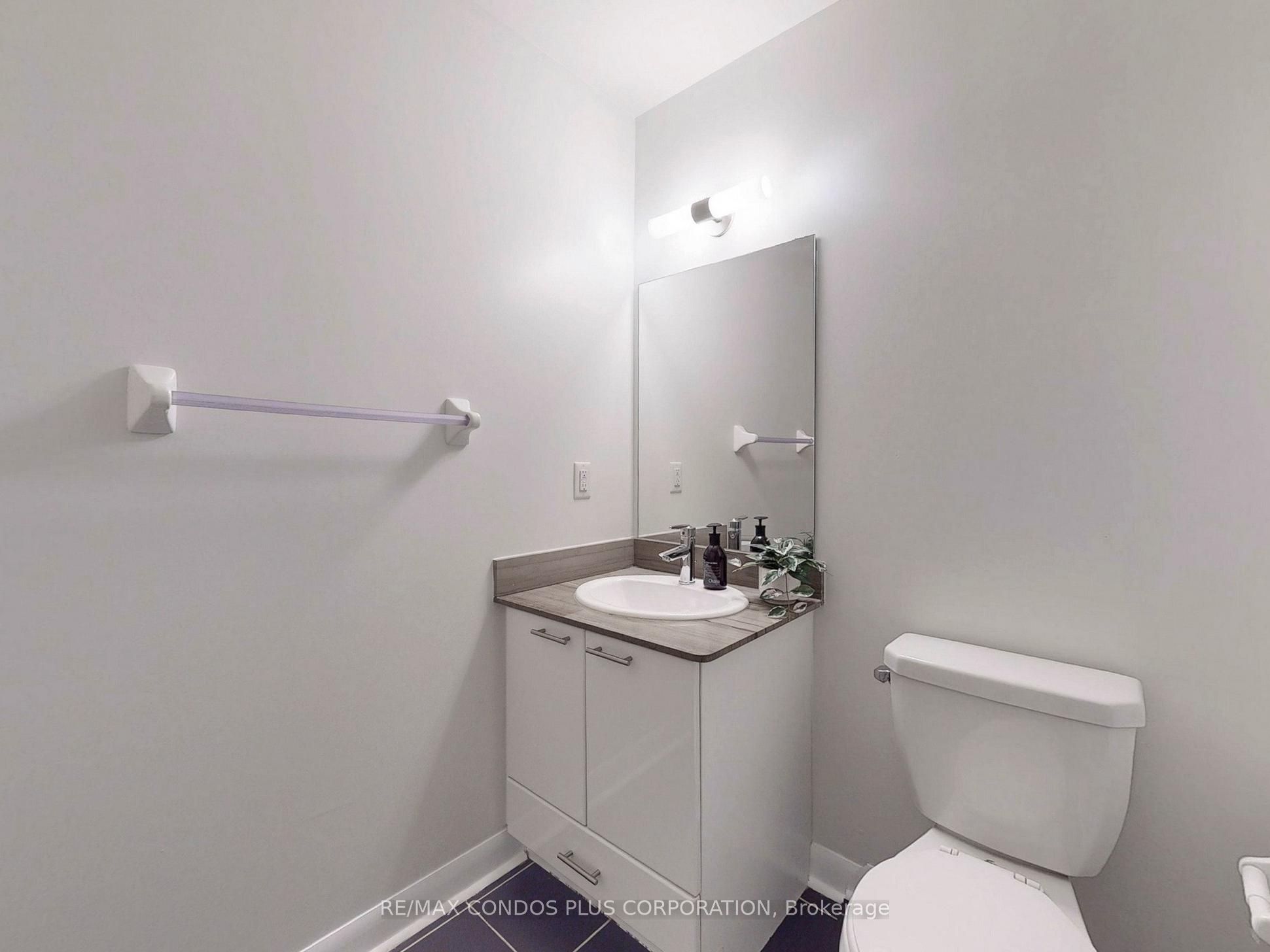 15 Bruyeres Mews 103 Property Photo 33