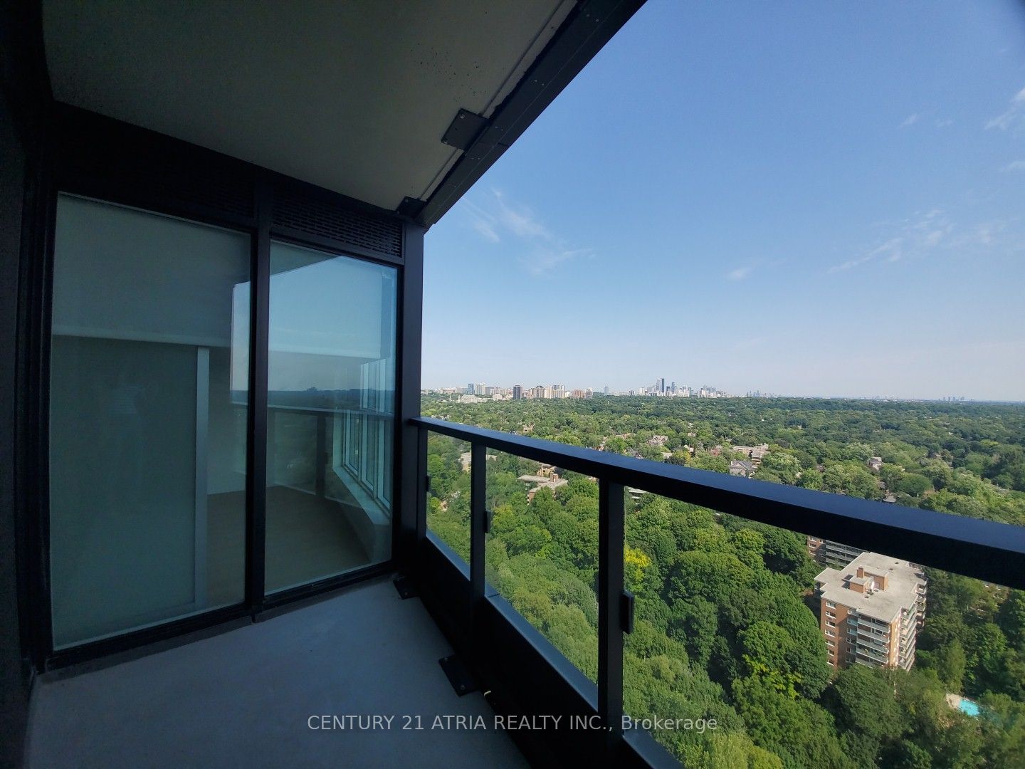 585 Bloor Street E 2424 Property Photo 1