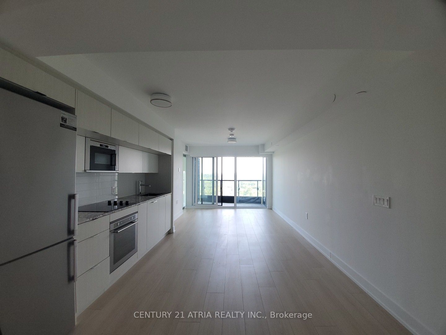 585 Bloor Street E 2424 Property Photo 3
