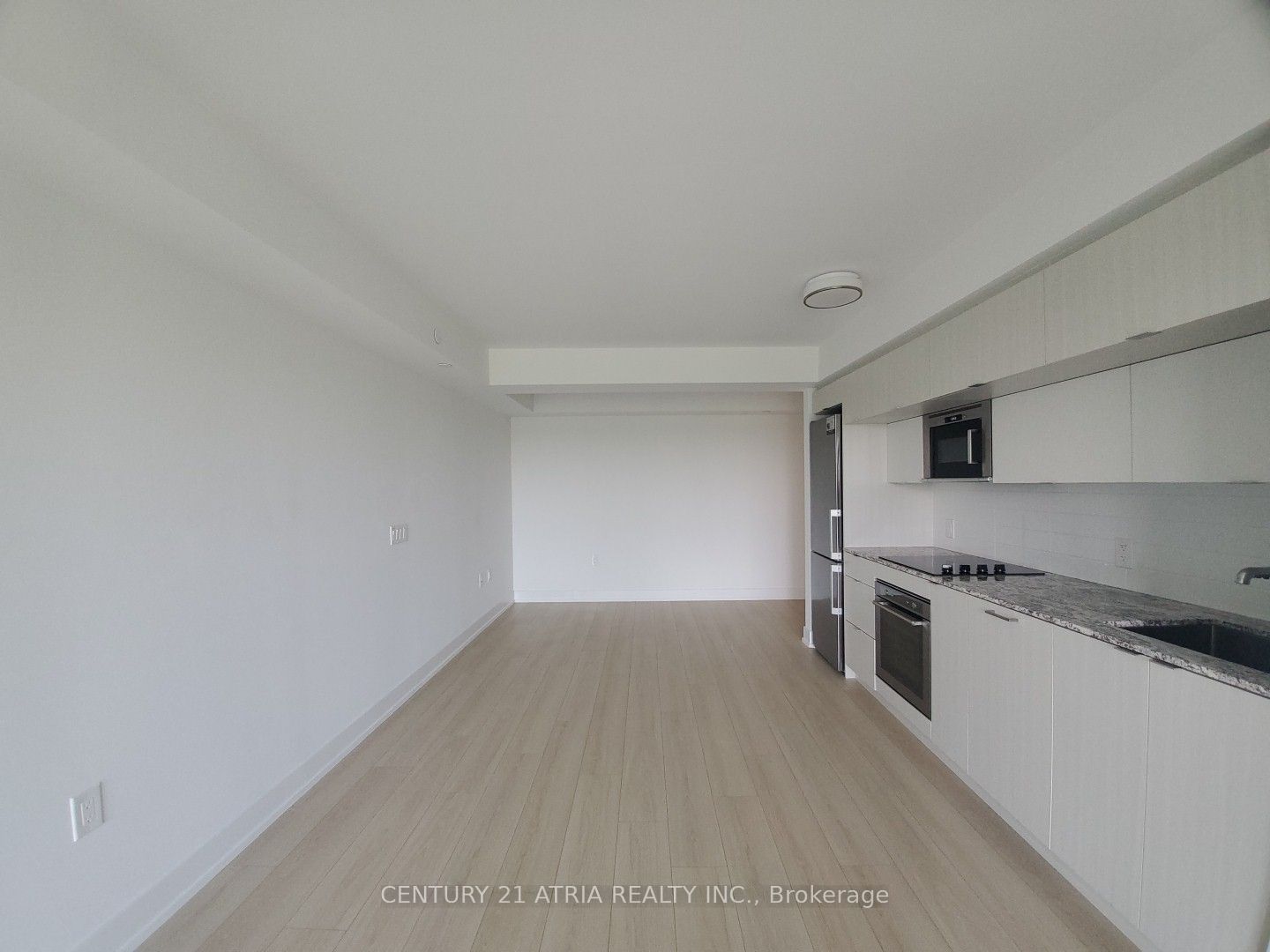 585 Bloor Street E 2424 Property Photo 6