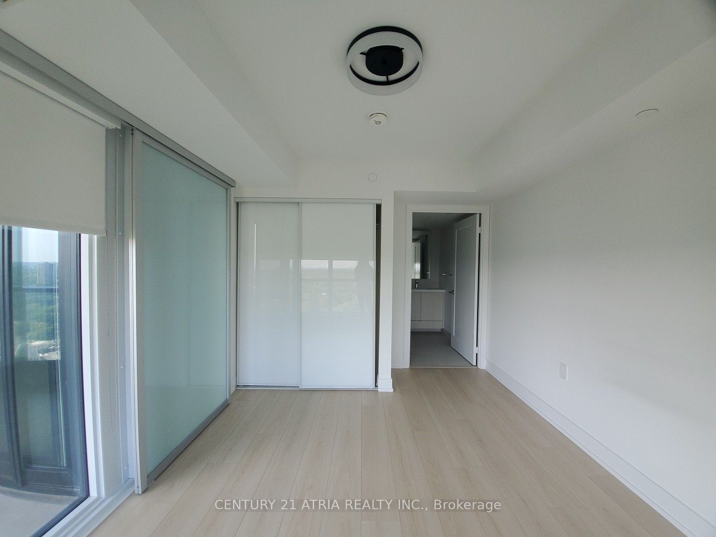 585 Bloor Street E 2424 Property Photo 11