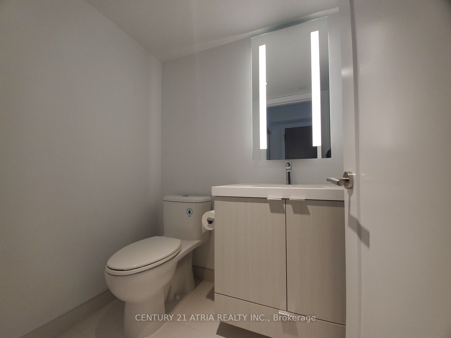 585 Bloor Street E 2424 Property Photo 12