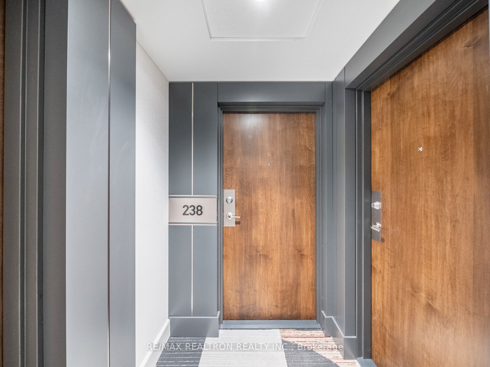701 Sheppard Avenue W 238 Property Photo 6