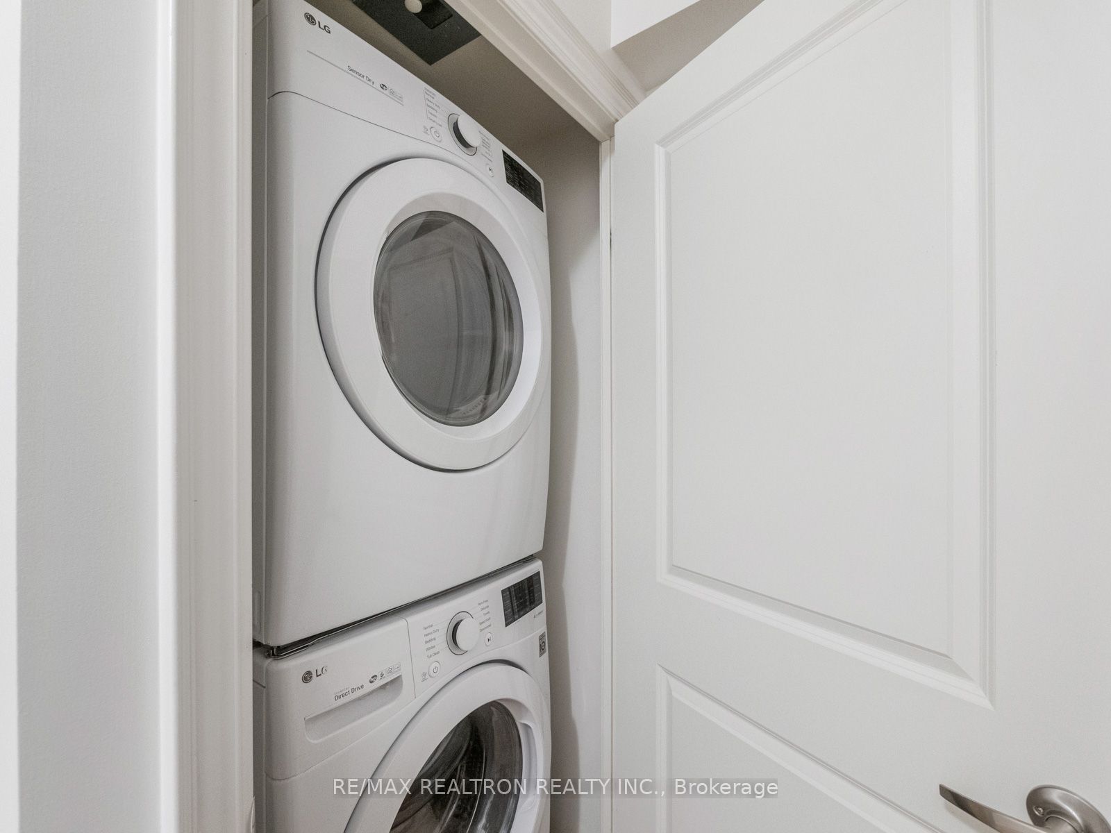 701 Sheppard Avenue W 238 Property Photo 23