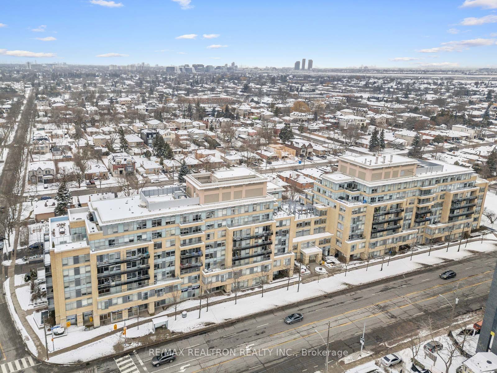 701 Sheppard Avenue W 238 Property Photo 43