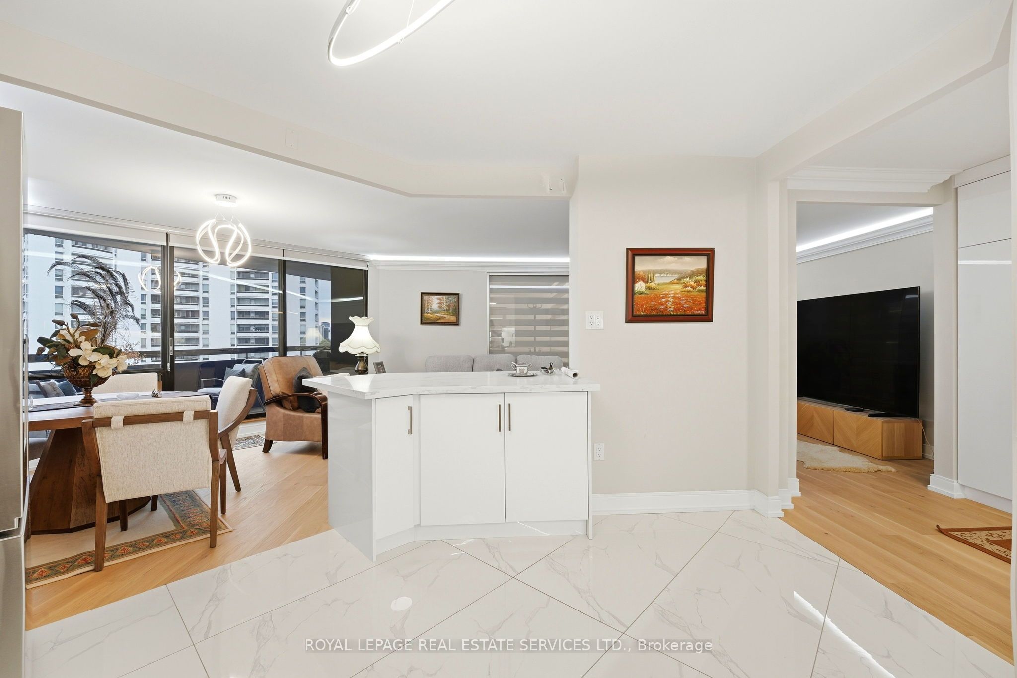 75 Graydon Hall Drive 1502 Property Photo 10