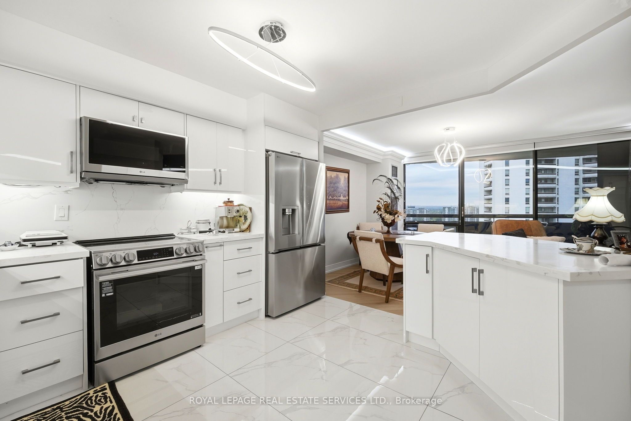 75 Graydon Hall Drive 1502 Property Photo 11