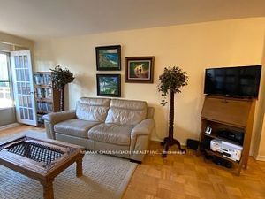 85 Lawton Boulevard 708 Property Photo 4