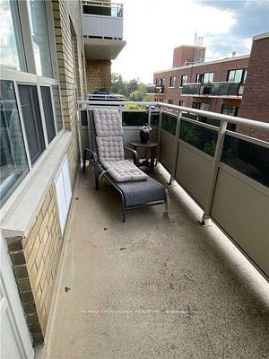 85 Lawton Boulevard 708 Property Photo 16