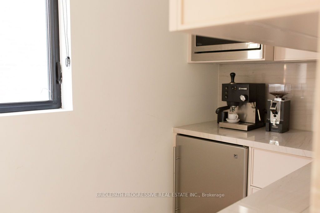 127 Glenvale Boulevard Property Photo 8