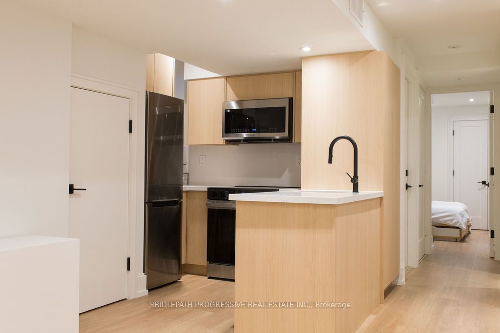 127 Glenvale Boulevard Property Photo 24
