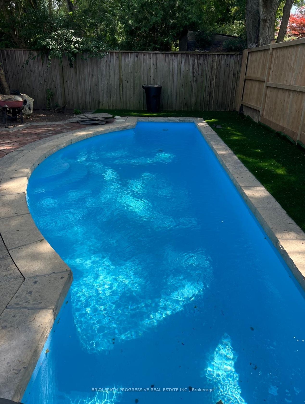 127 Glenvale Boulevard Property Photo 28