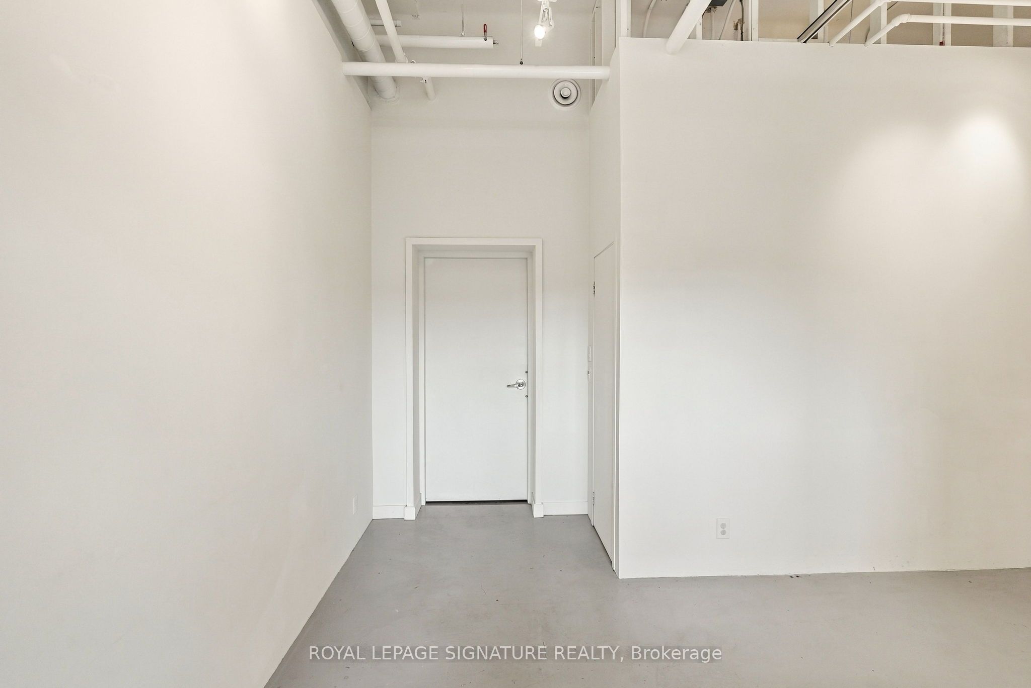 180 Shaw Street 302 Property Photo 2