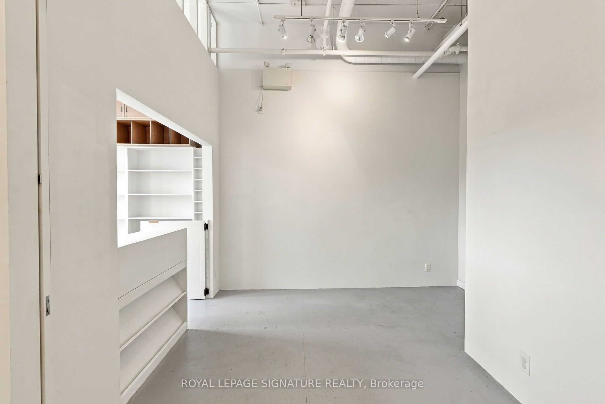 180 Shaw Street 302 Property Photo 3