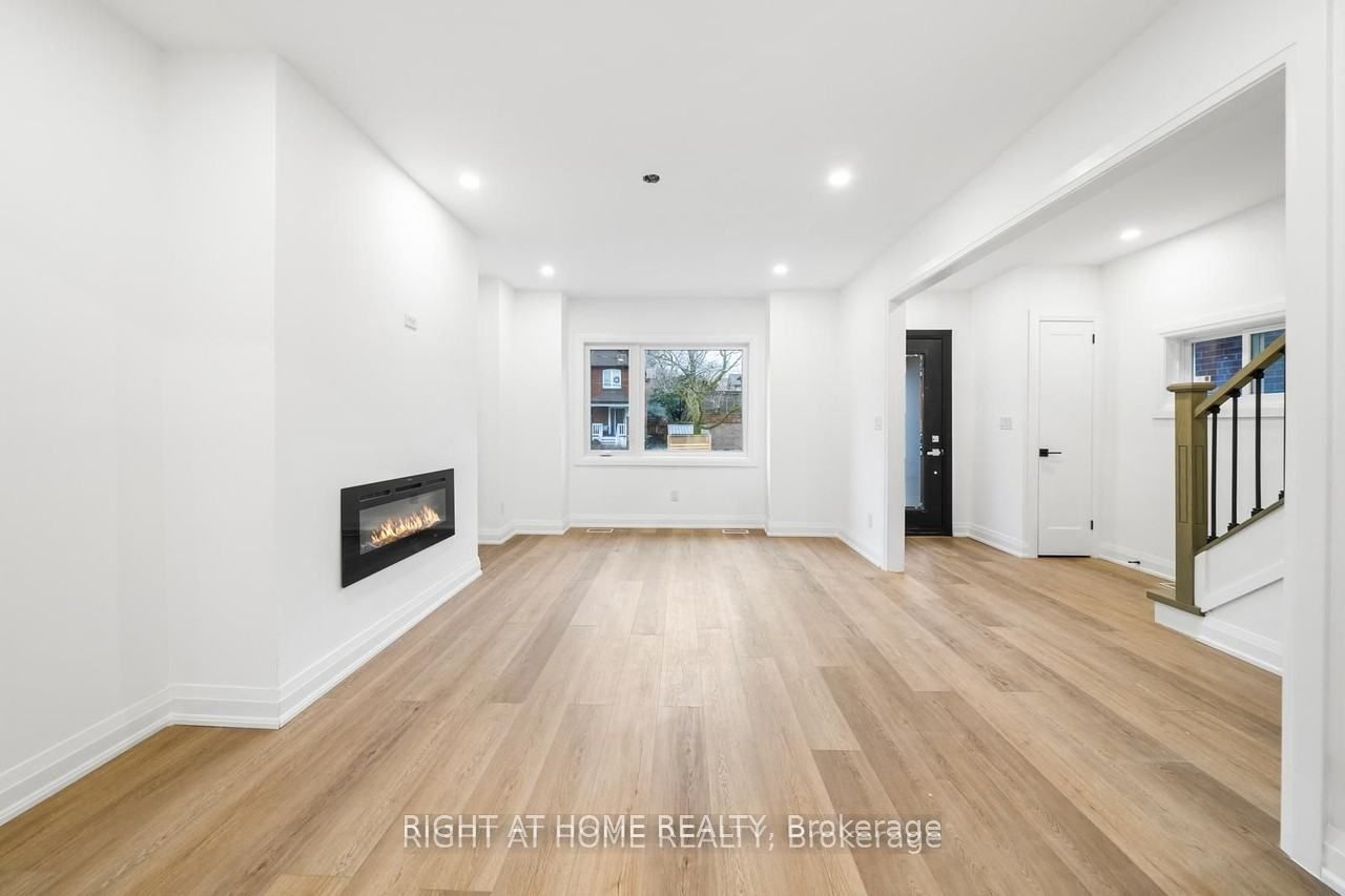 147 Forman Avenue Property Photo 3