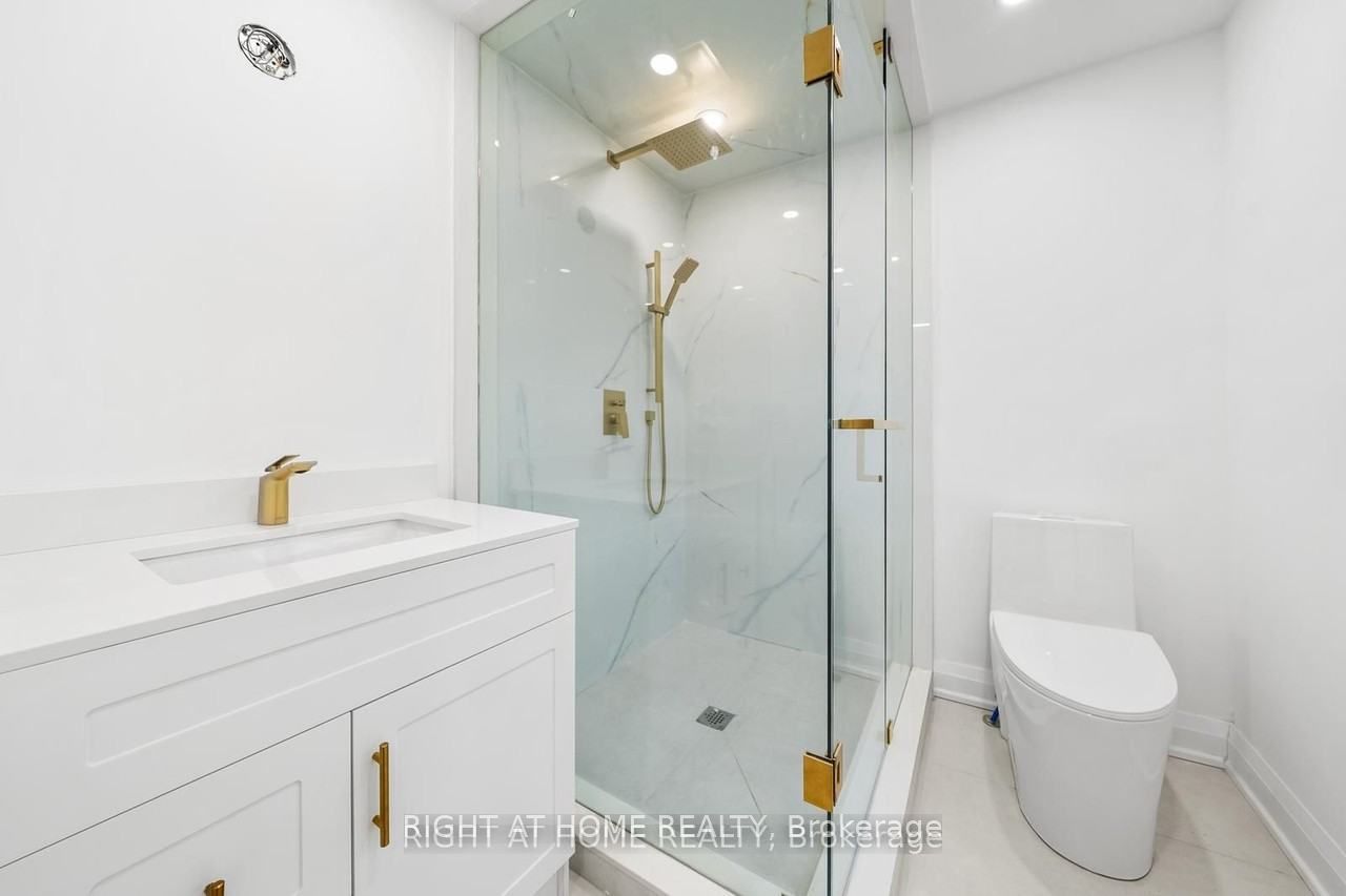 147 Forman Avenue Property Photo 14