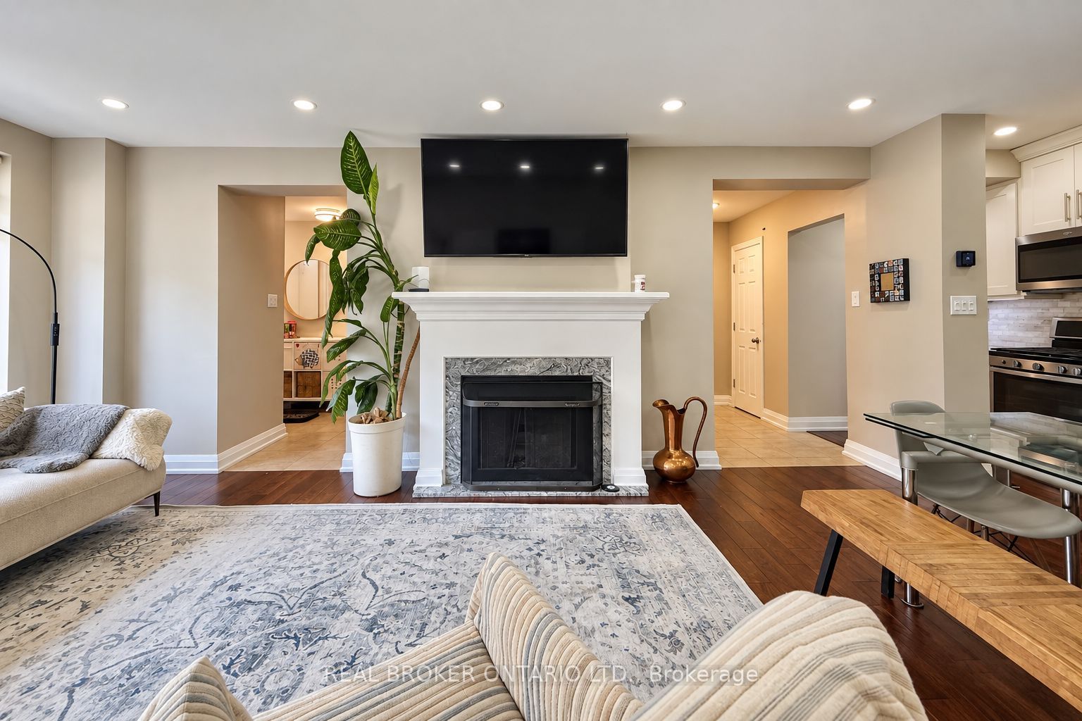 69 Upper Canada Drive 3 Property Photo 11
