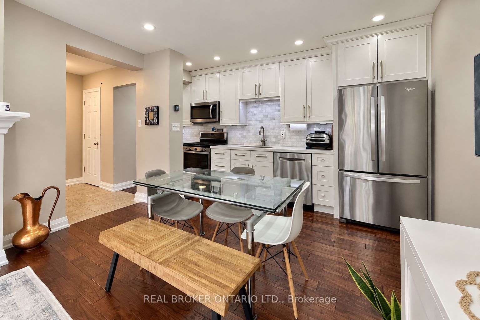 69 Upper Canada Drive 3 Property Photo 15
