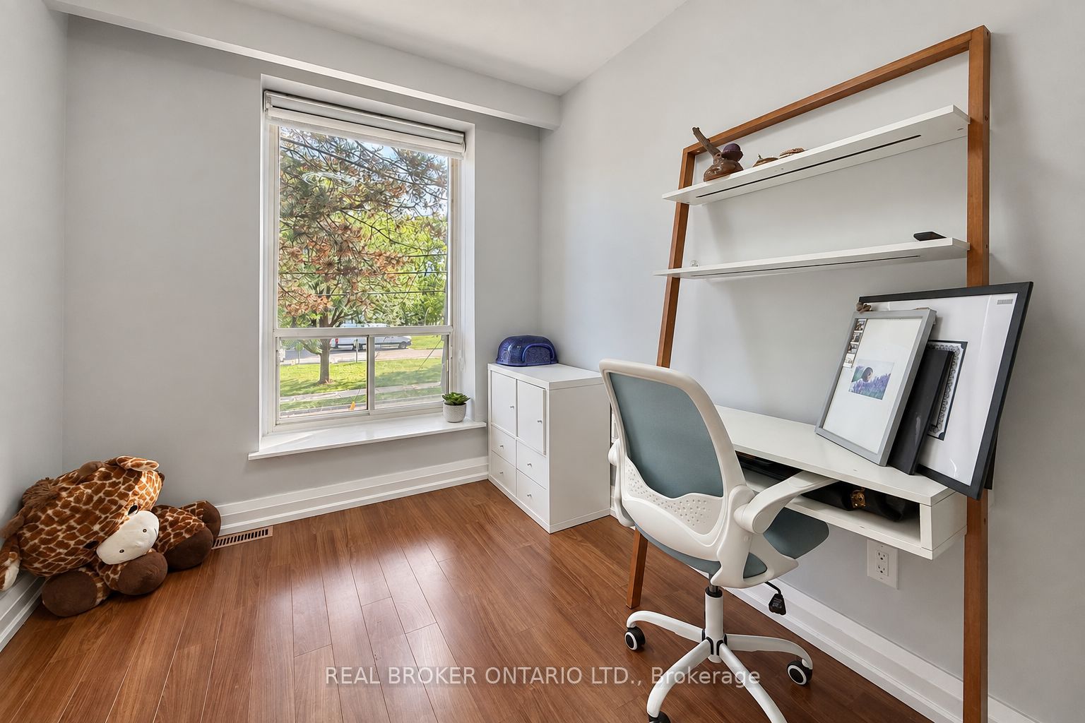 69 Upper Canada Drive 3 Property Photo 28