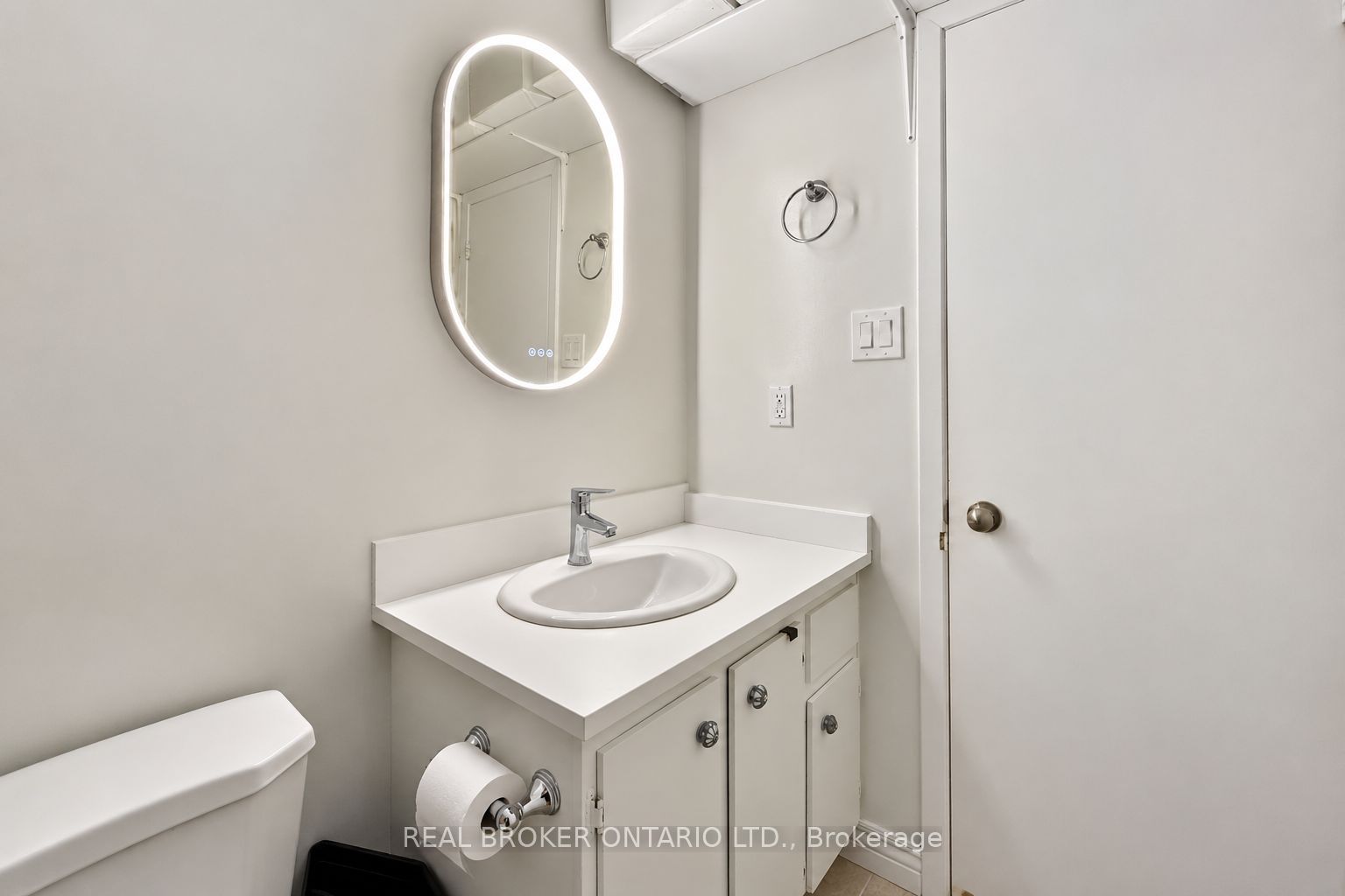 69 Upper Canada Drive 3 Property Photo 34